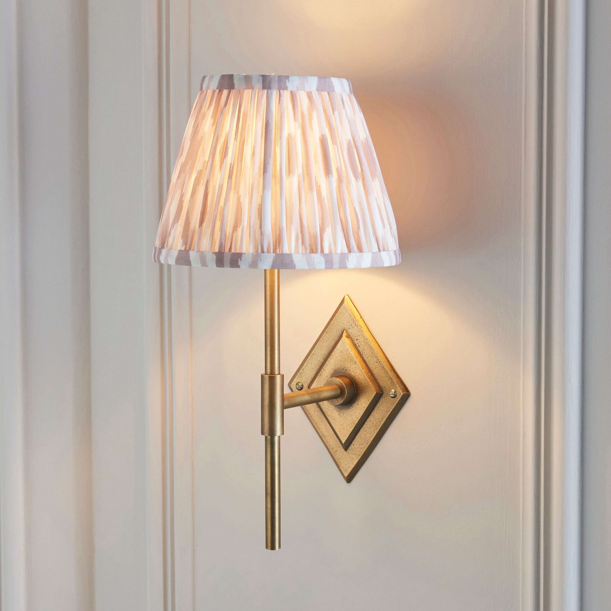 Endon Diamond Tall & Ikat 20Cm Wall Light - Antique Brass & Neutral Print Fabric