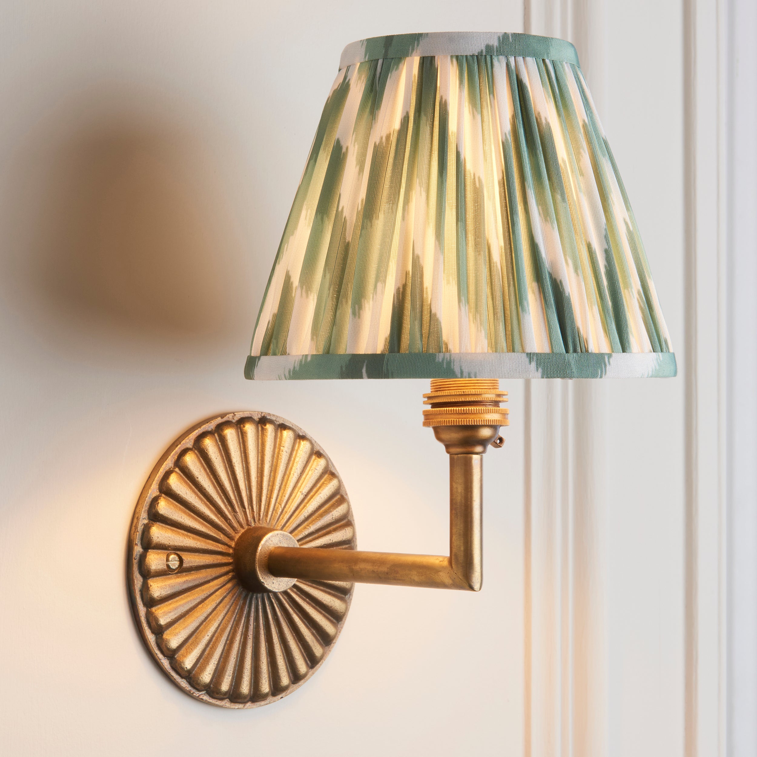 Endon Dahlia Angle & Zigzag 16Cm Wall Light - Antique Brass & Cotswold Green Fabric