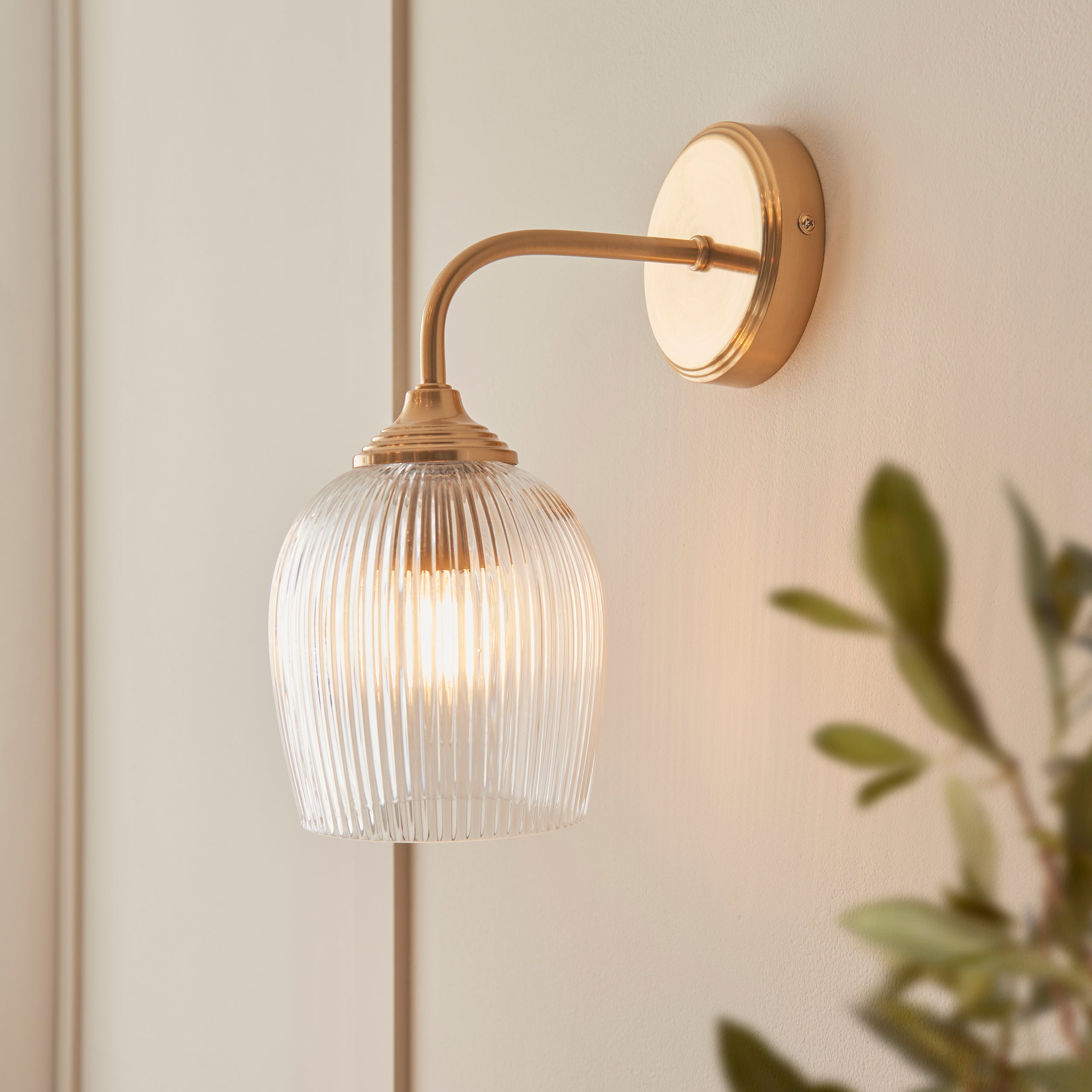 Endon Ashcroft Ribbed Wall Light - Brushed Aged Brass Plate & Clear Ribbed Glass