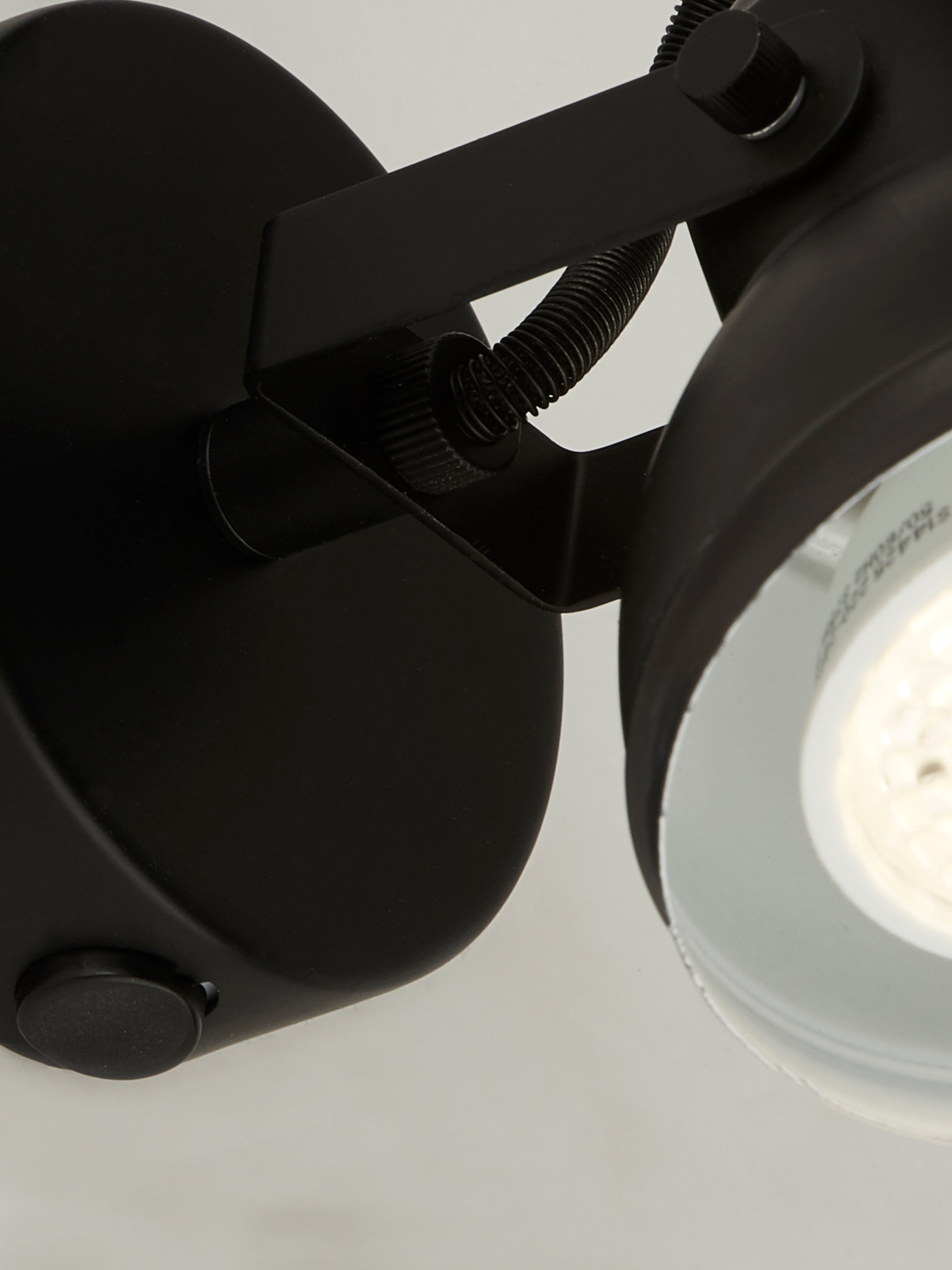 Searchlight Fielding Spotlight - Black