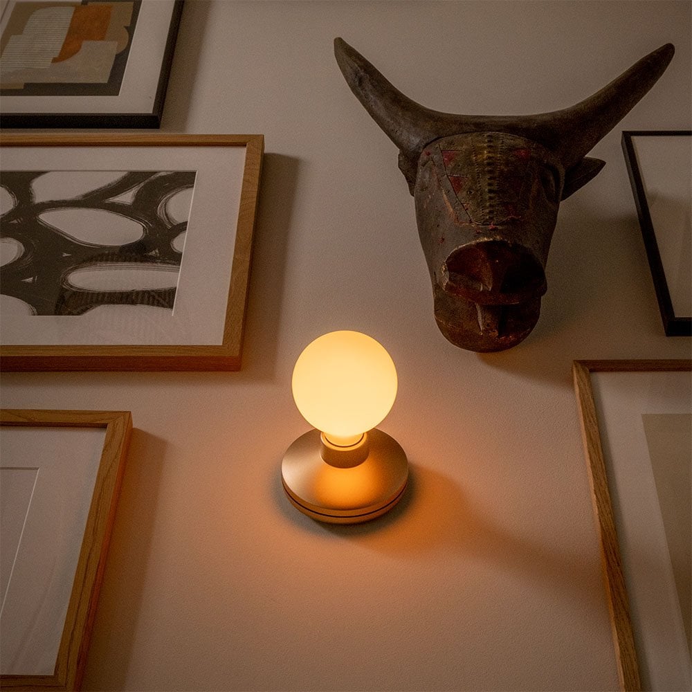 Humble Bee Wall Light - Gold & Frosted Bulb