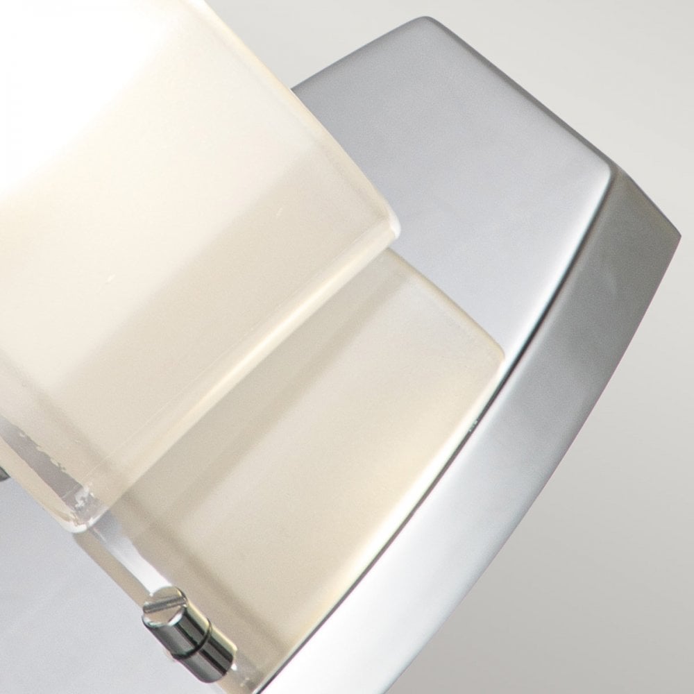 Hinkley Meridian Single Wall Light - Polished Chrome