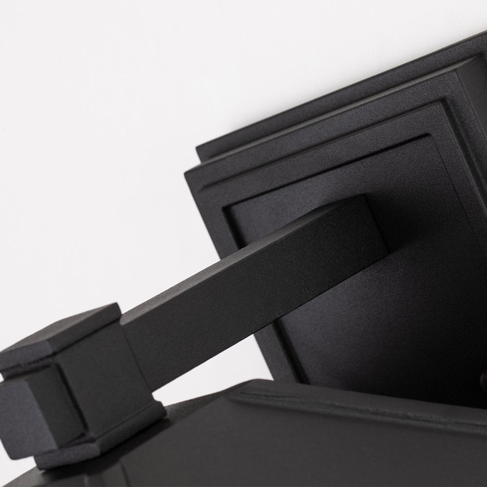 Quoizel Cedar Point Single Large Wall Lantern - Black