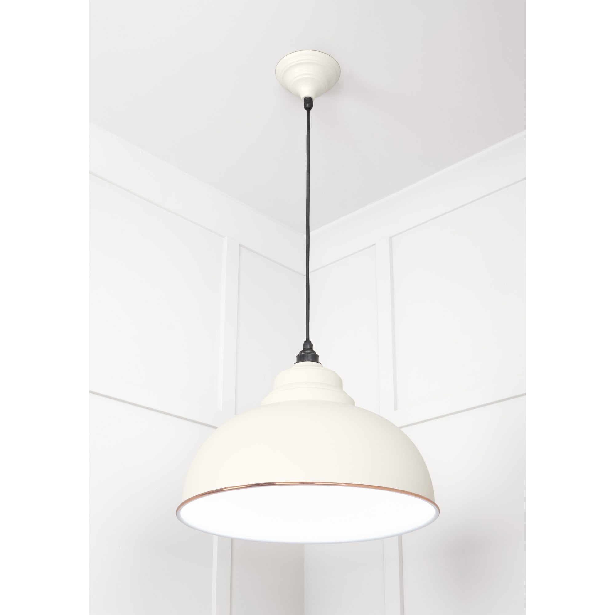 From The Anvil White Gloss Harborne Pendant - Teasel (Off White/Cream)