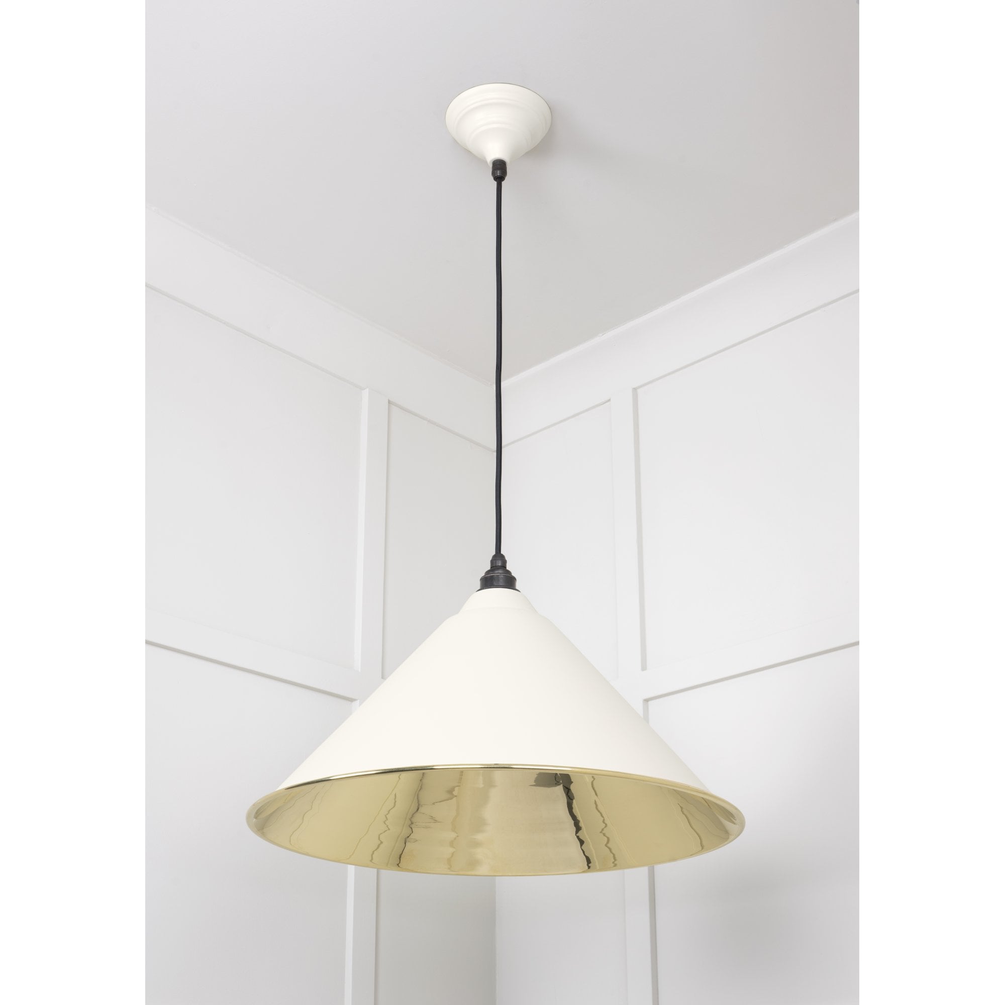 From The Anvil Smooth Brass Hockley Pendant - Teasel (Off White/Cream)