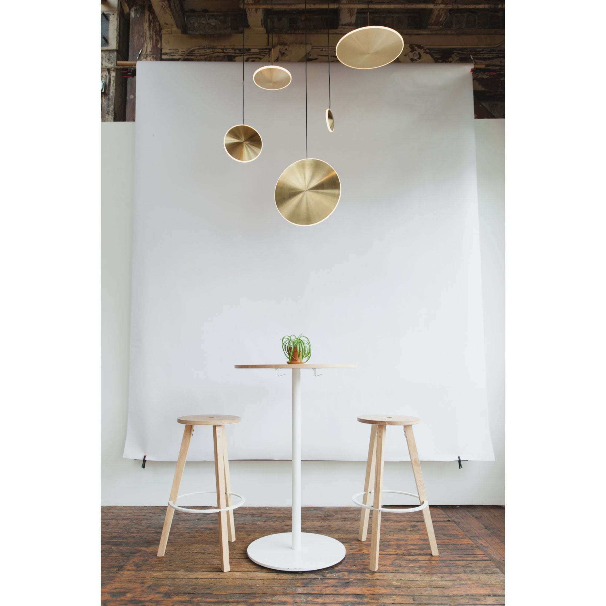 Graypants Chrona Dish 10v Pendant - Brass
