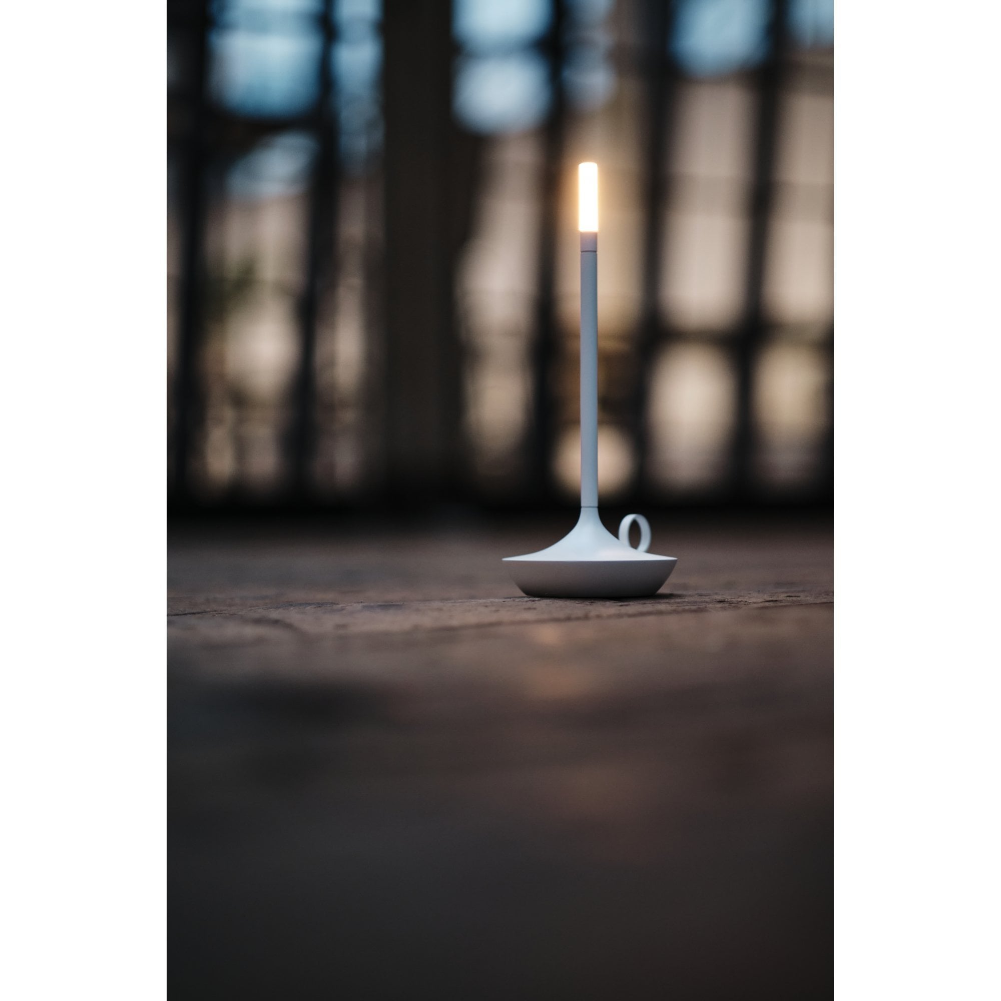Wick Rechargeable USB-C Table Light - White