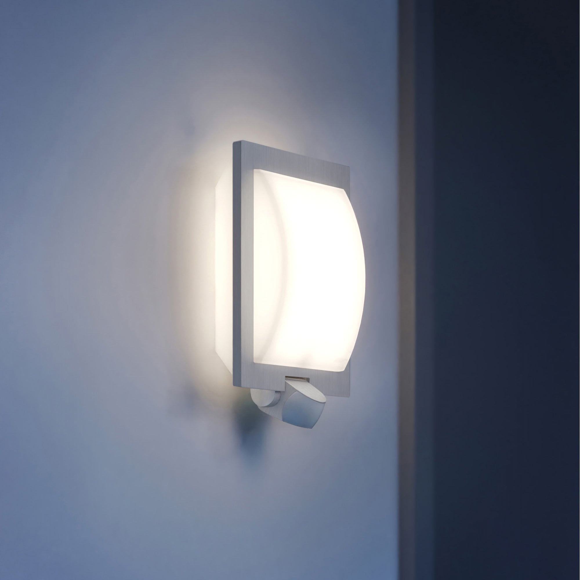 Steinel L 20 Wall light with PIR - square - Silver