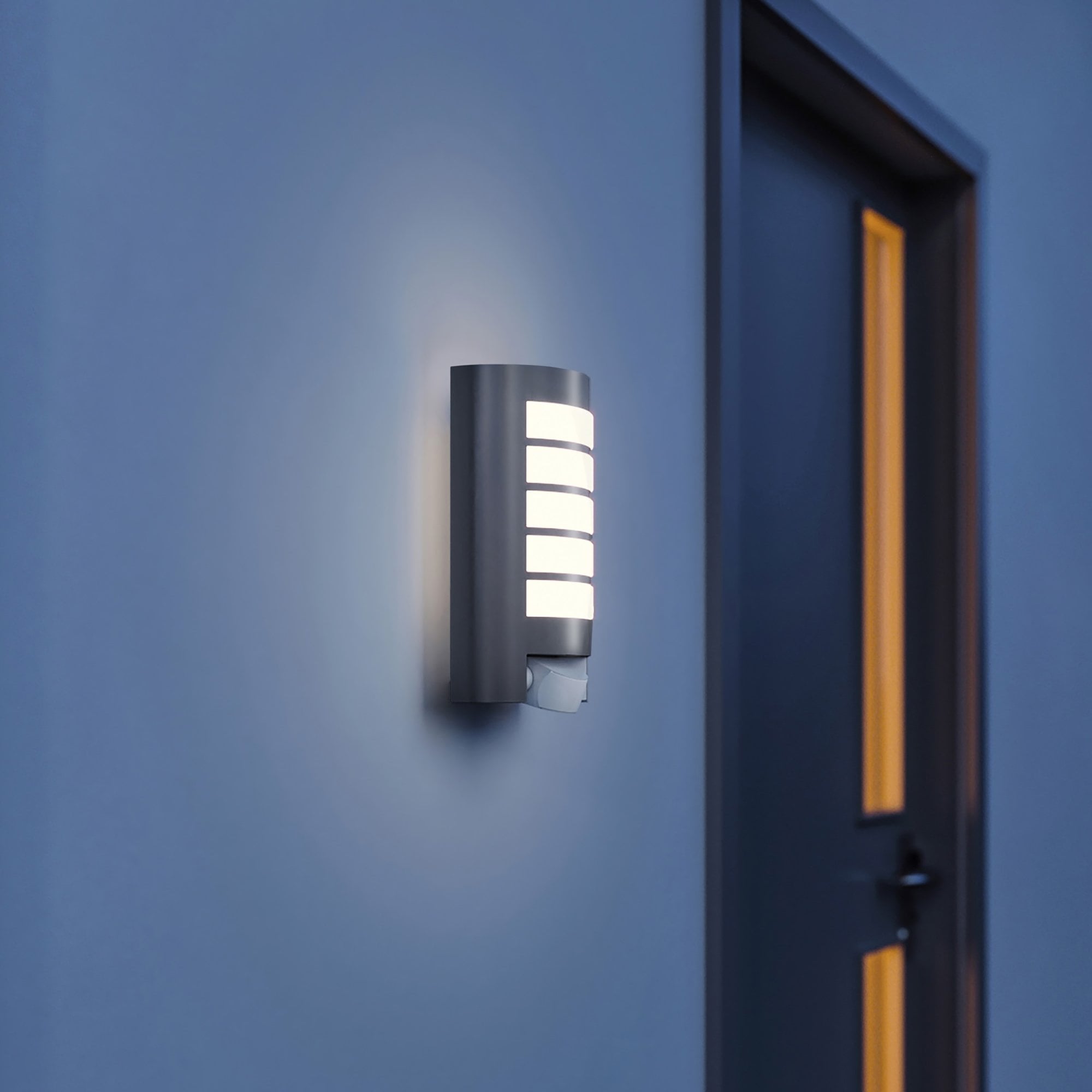 Steinel L 12 Wall light with PIR - Anthracite