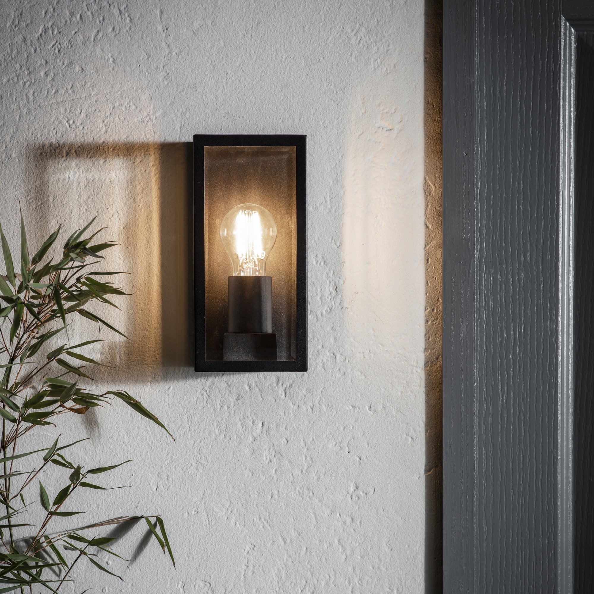 Endon Oxford Single Light Wall Light - Matt Black & Clear Glass