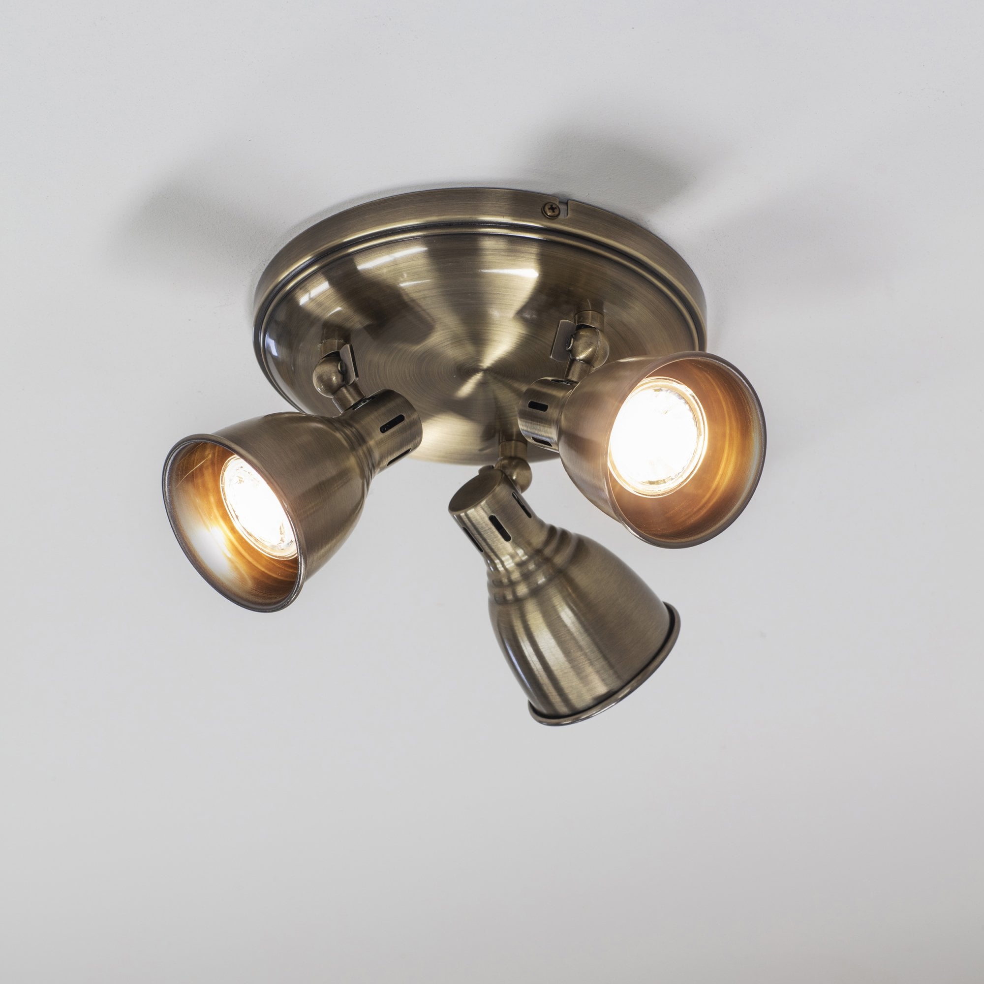 Endon Westbury 3 Light Spot Light - Antique Brass Plate
