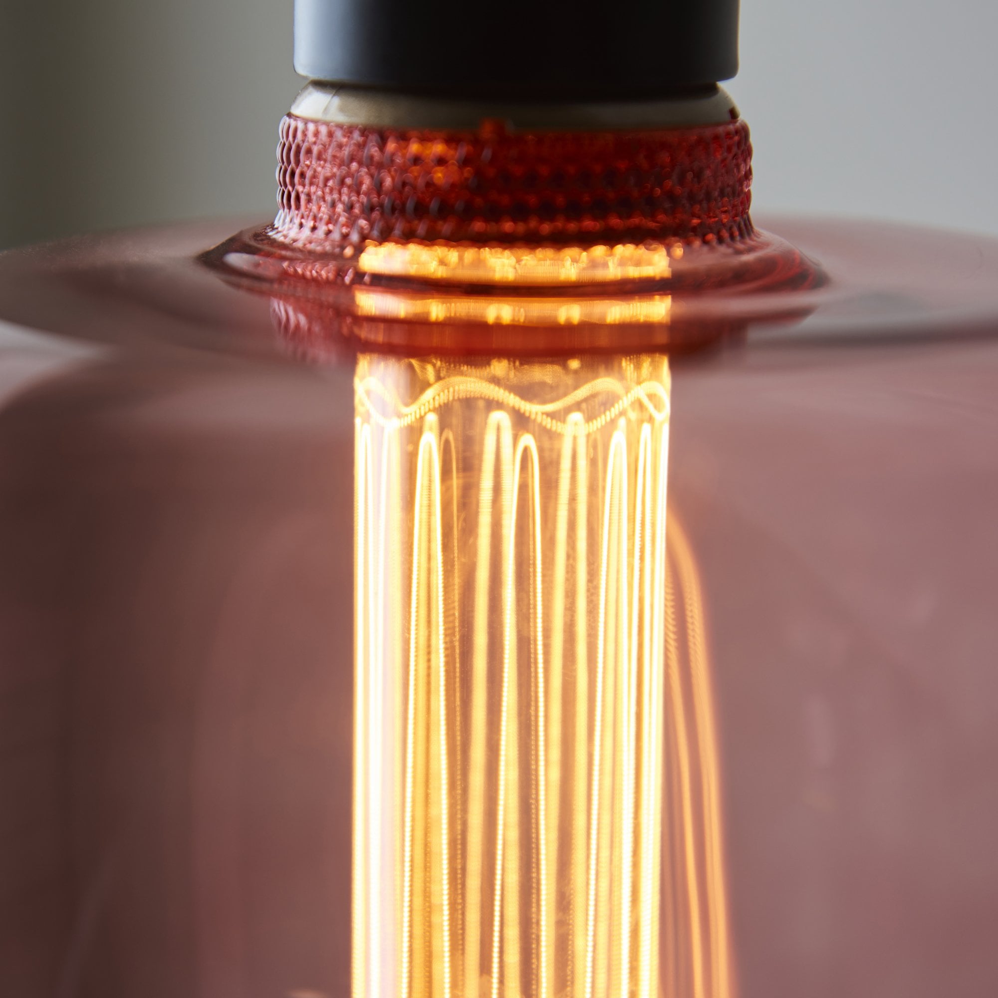 Endon Roves E27 LED 2.8W Anti Glare - 1800K - Non-Dimmable - Pink Tinted