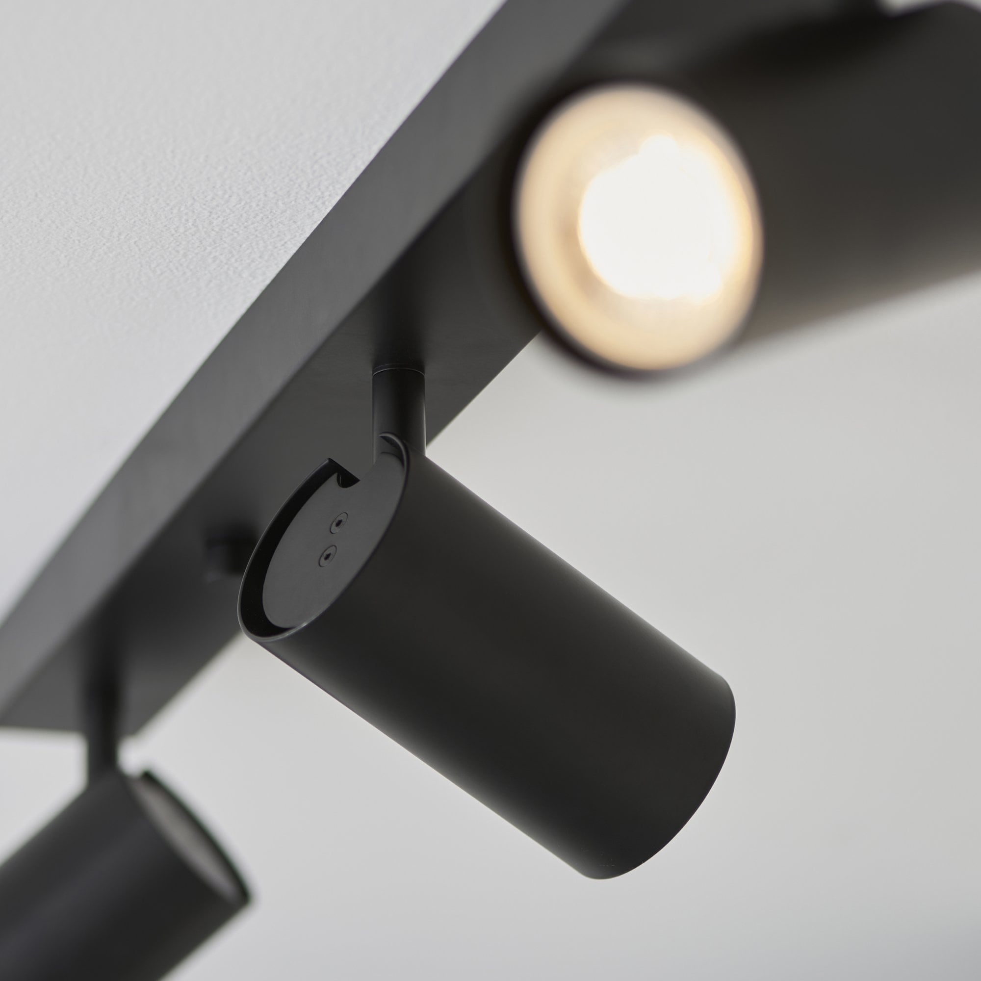 Endon Rez 3 Light Plate Spotlight - Matt Black