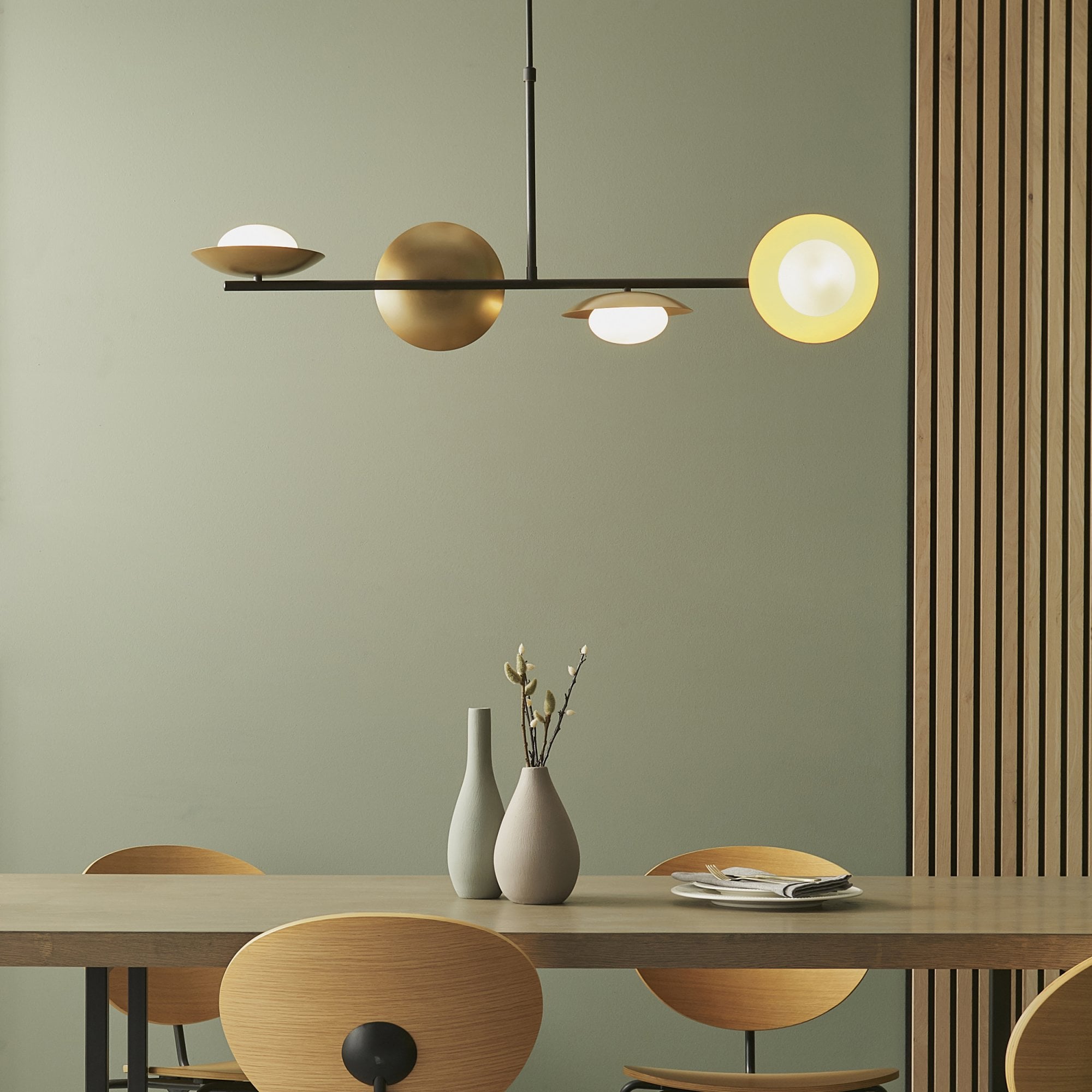 Utopia Planet 4 Light Linear Pendant - Gold