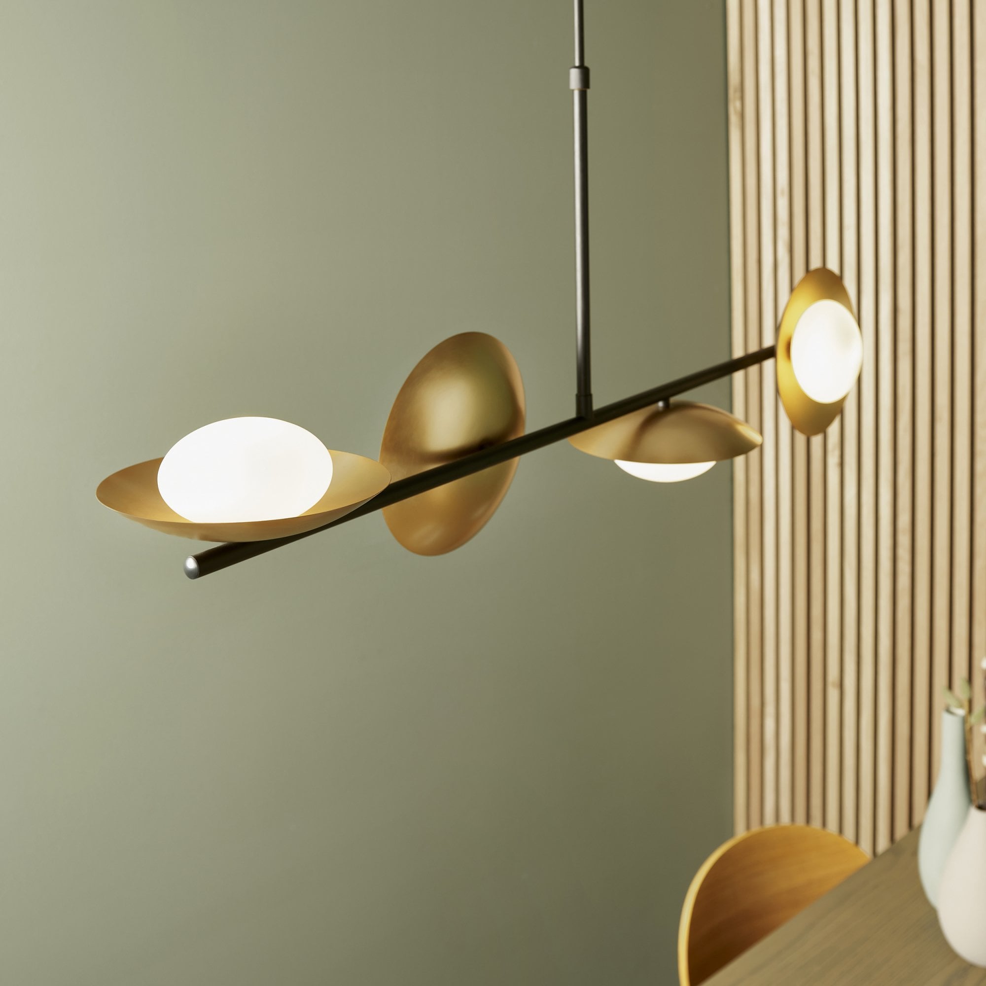 Utopia Planet 4 Light Linear Pendant - Gold