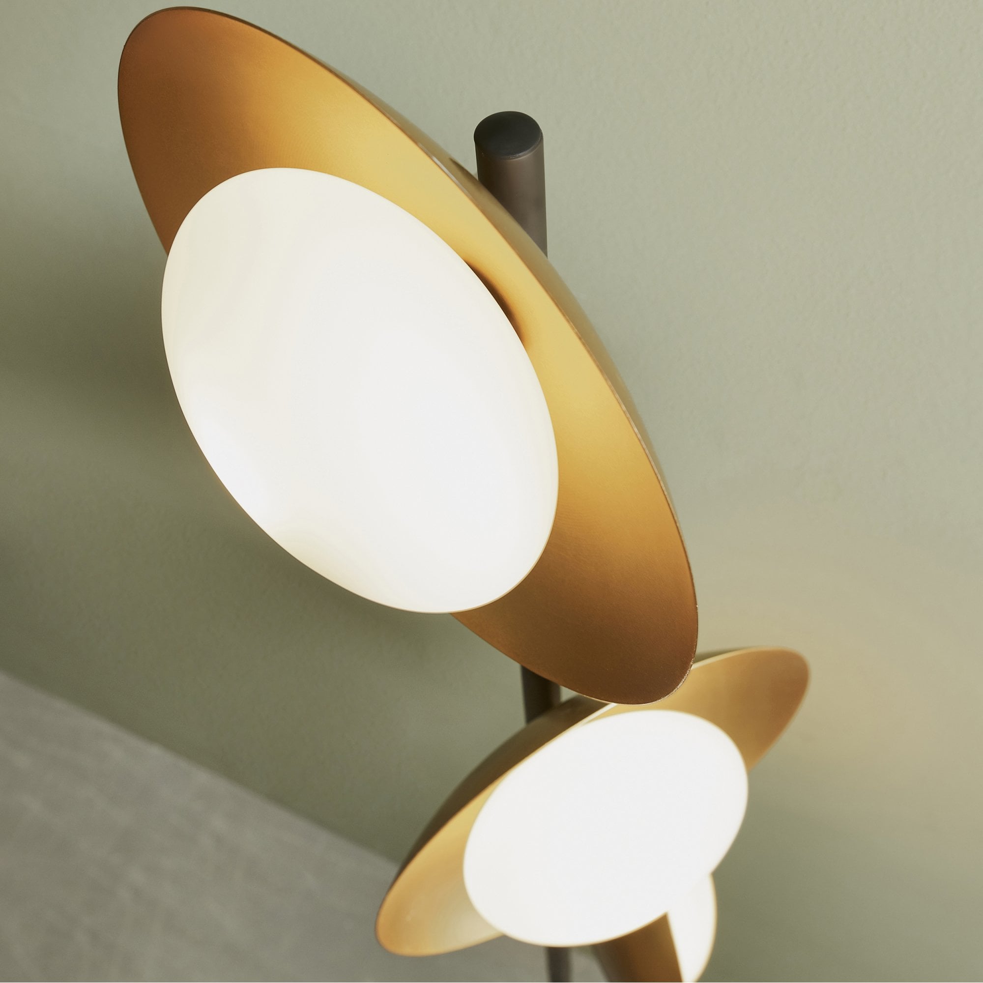 Utopia Planet 3 Light Floor Lamp - Gold