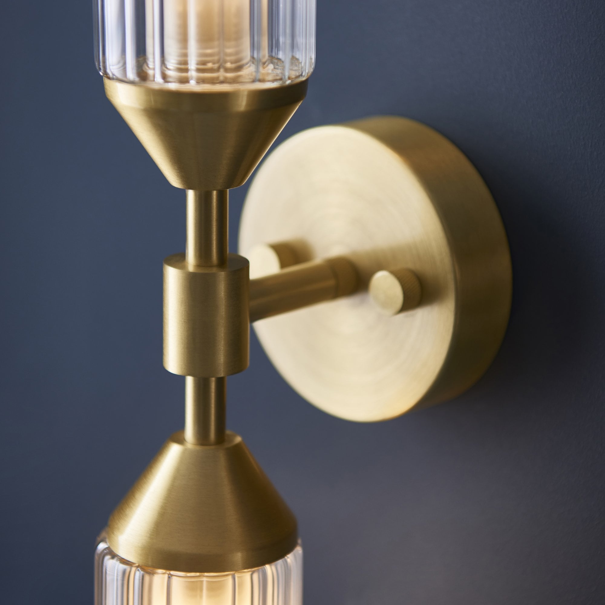 Utopia Matrix 2 Light Wall Light - Satin Brass