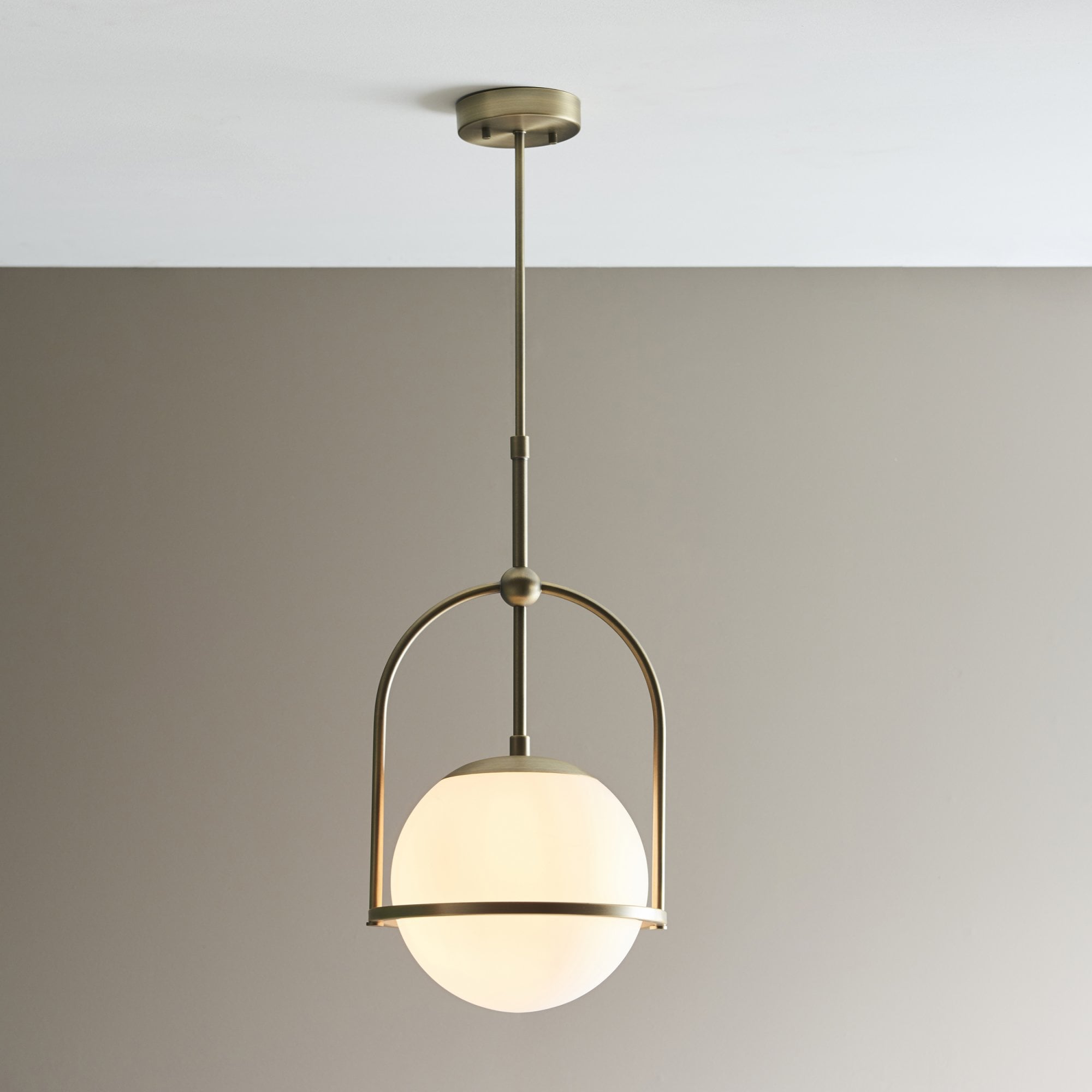 Utopia Sphere Single Pendant - Antique Brass