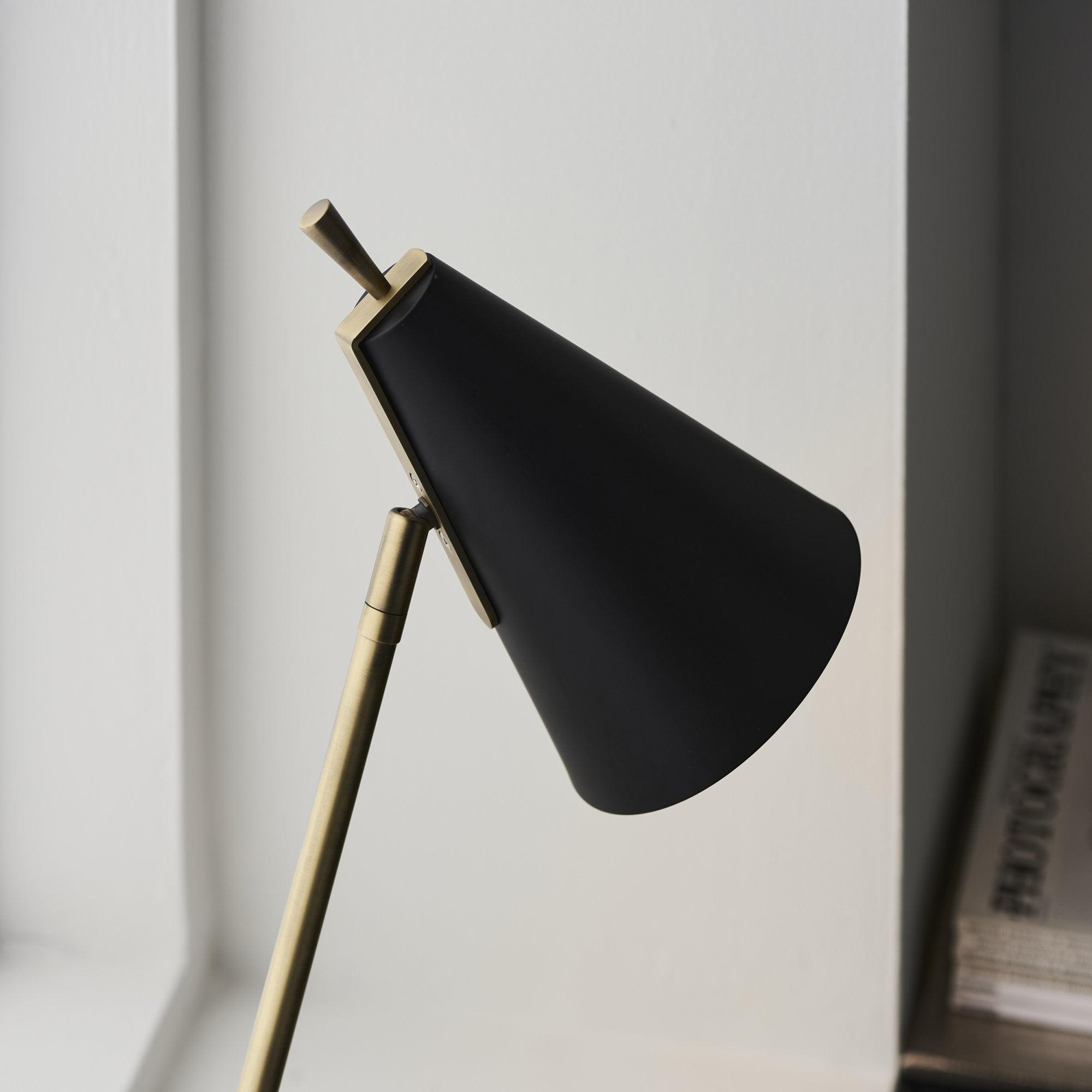 Endon Robot Reading Lamp - Matt Black