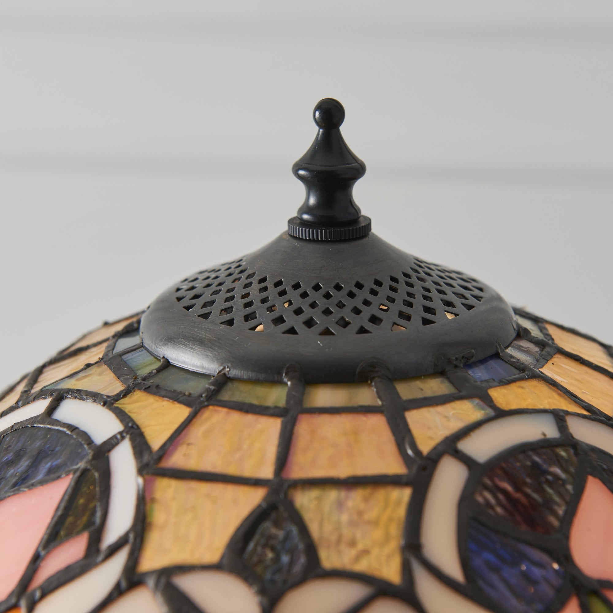 Interiors 1900 Sullivan Medium Table Lamp - Tiffany Glass