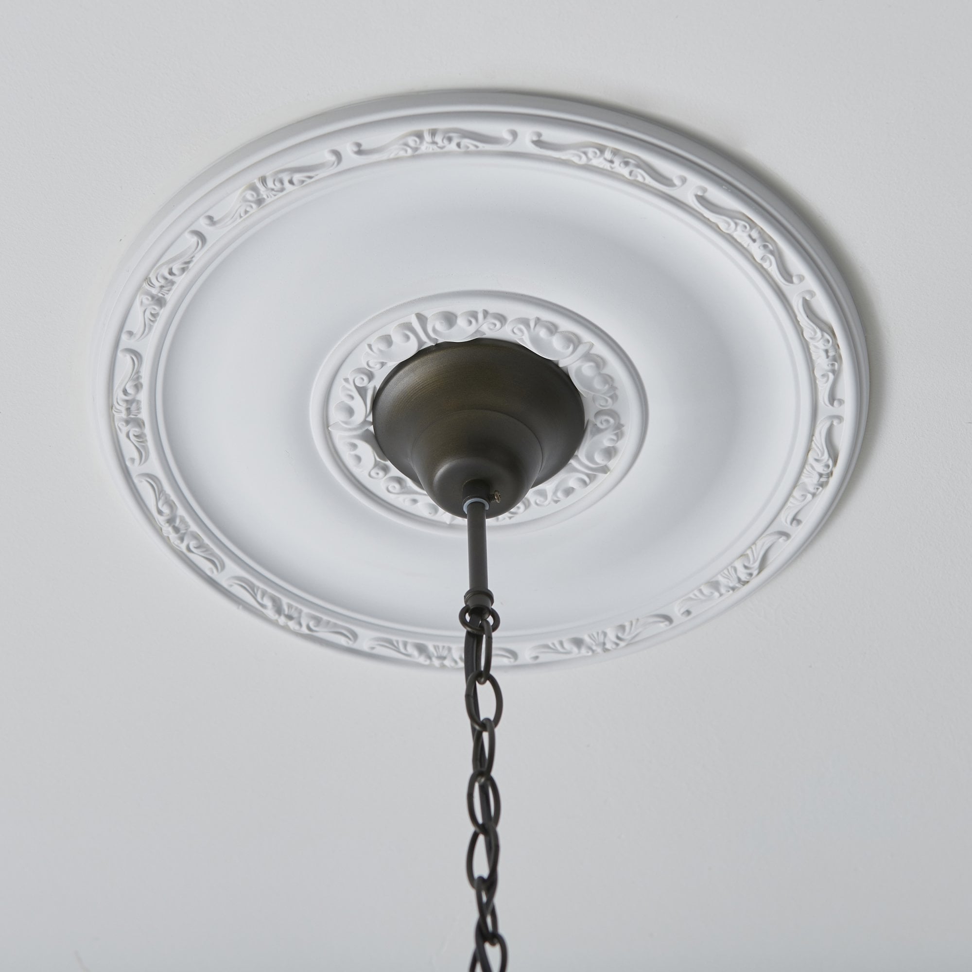 Interiors 1900 Fargo Medium Globe Single Pendant - Tiffany Glass