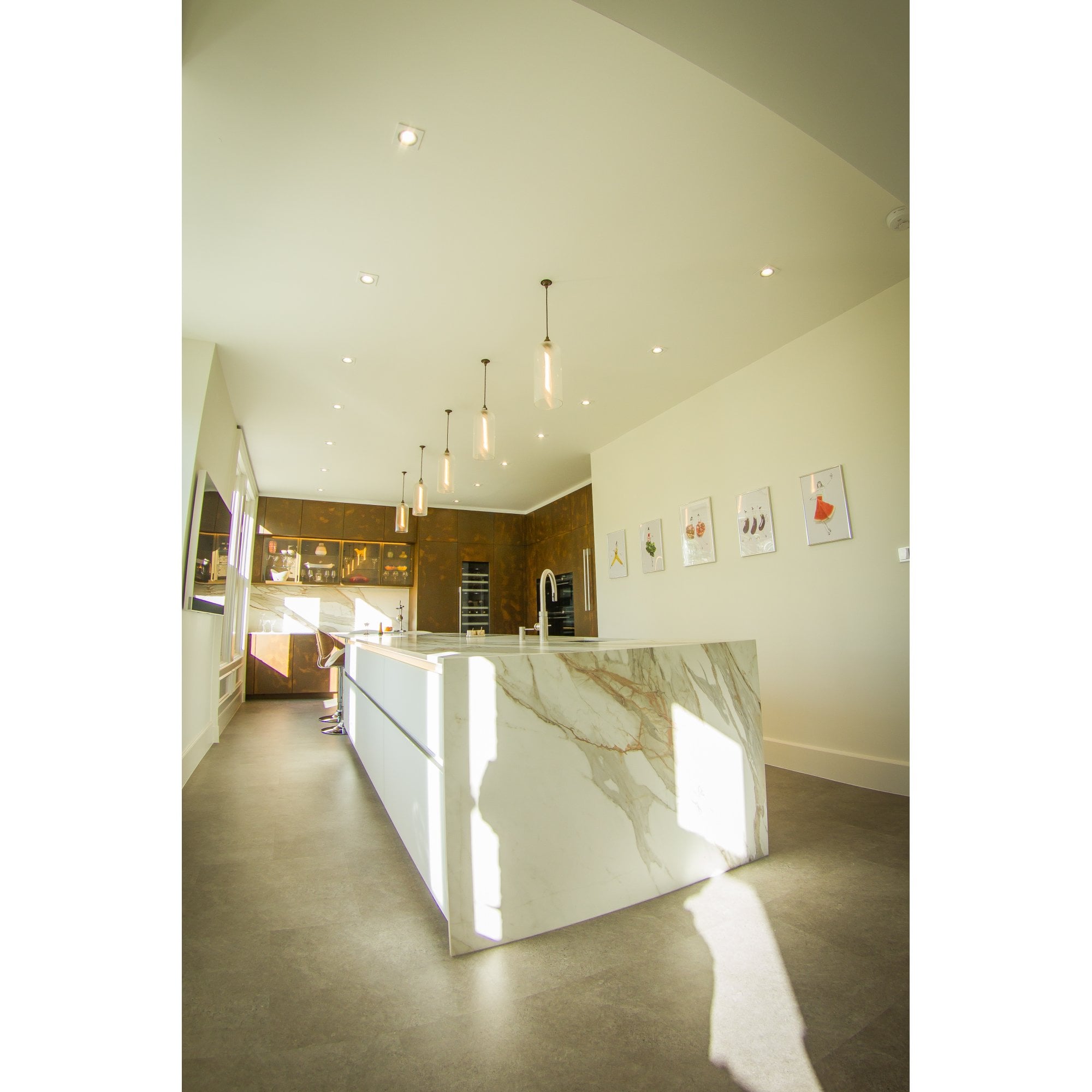 Leverint Richmond Medium Pendant