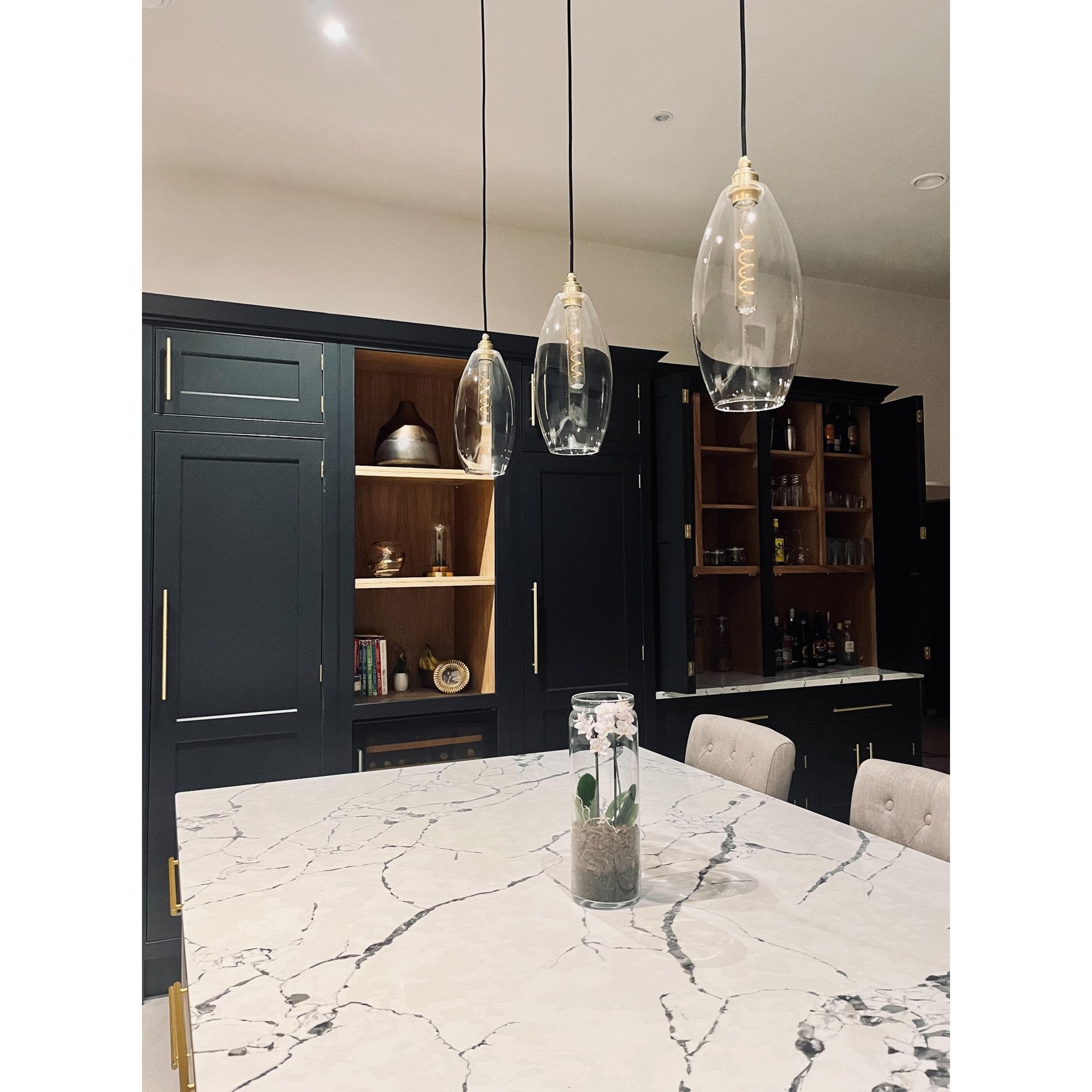 Leverint Victoria Medium Pendant