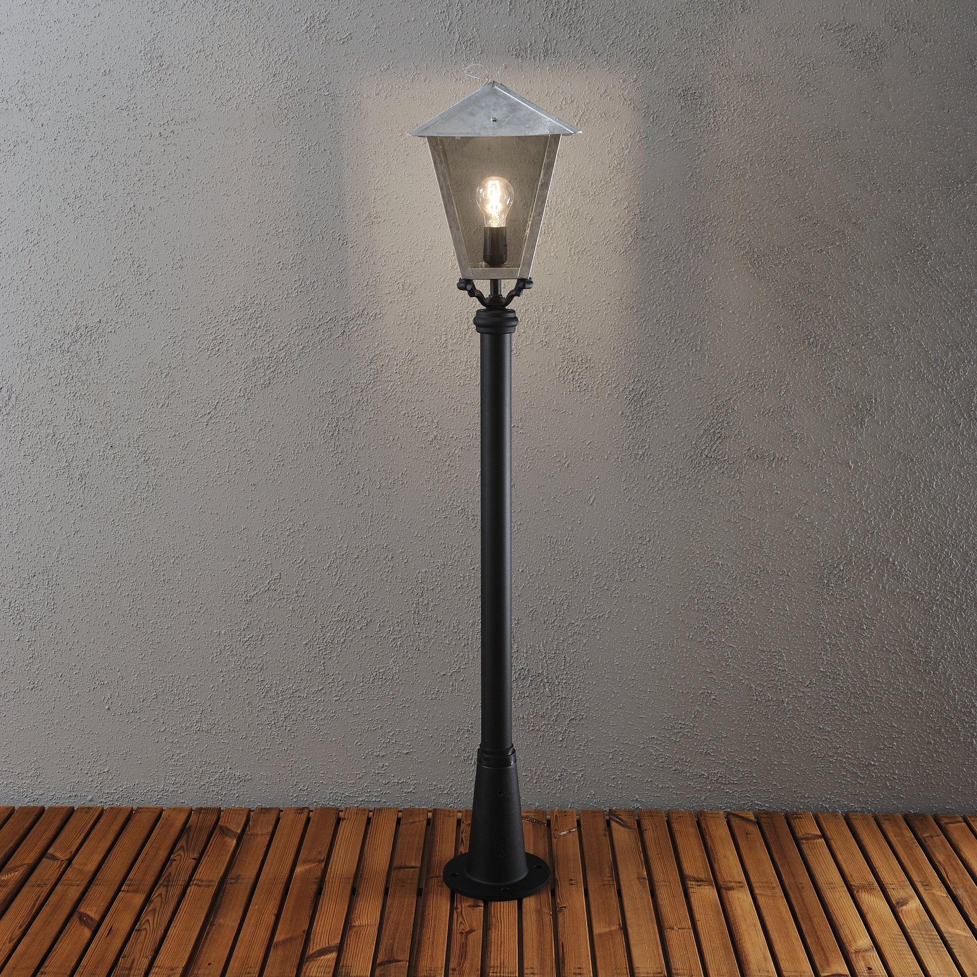 Konstsmide Benu Post Light (With Persius Column) - Galvanised