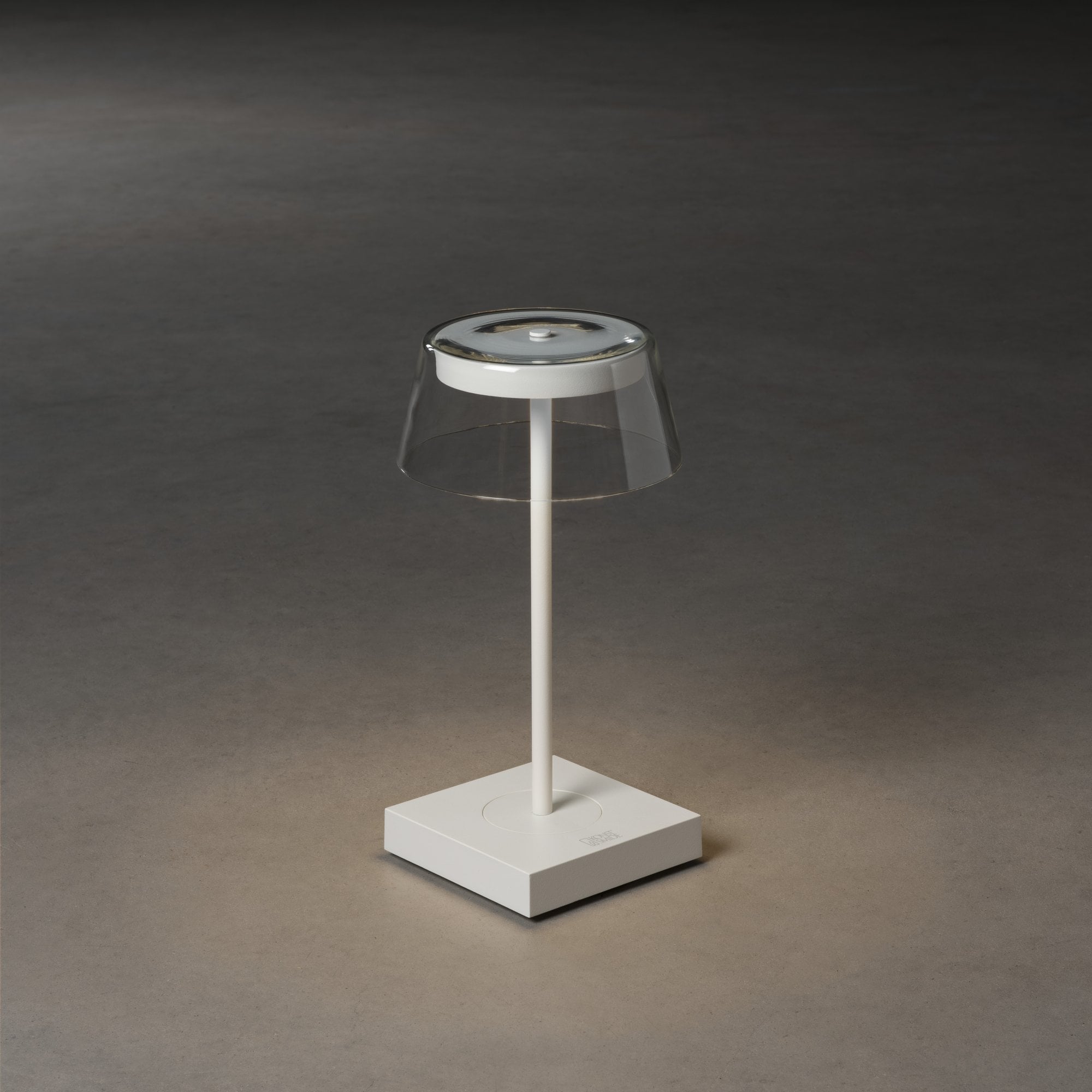 Konstsmide Scilla Table Lamp with USB - Matt White