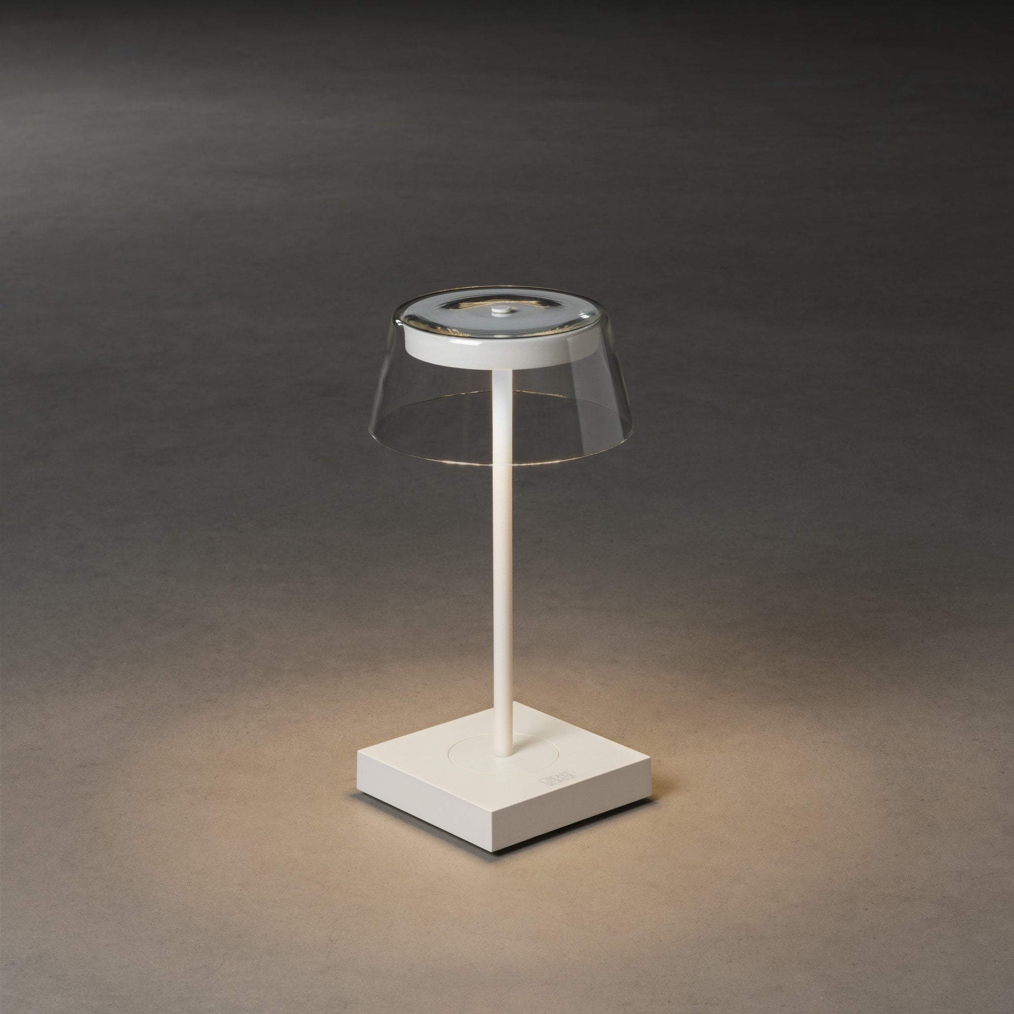 Konstsmide Scilla Table Lamp with USB - Matt White