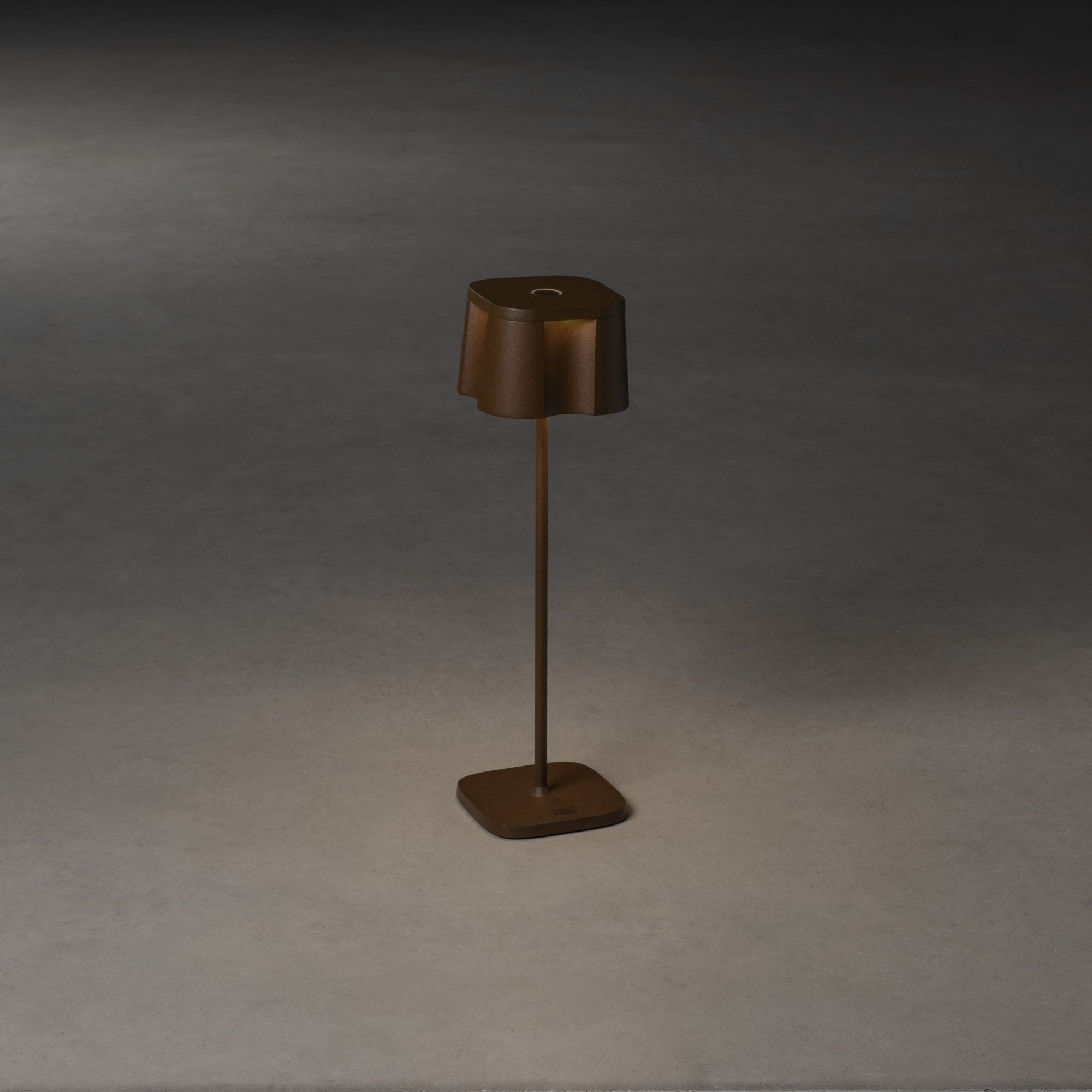Konstsmide Nice Table Lamp with USB - Rust