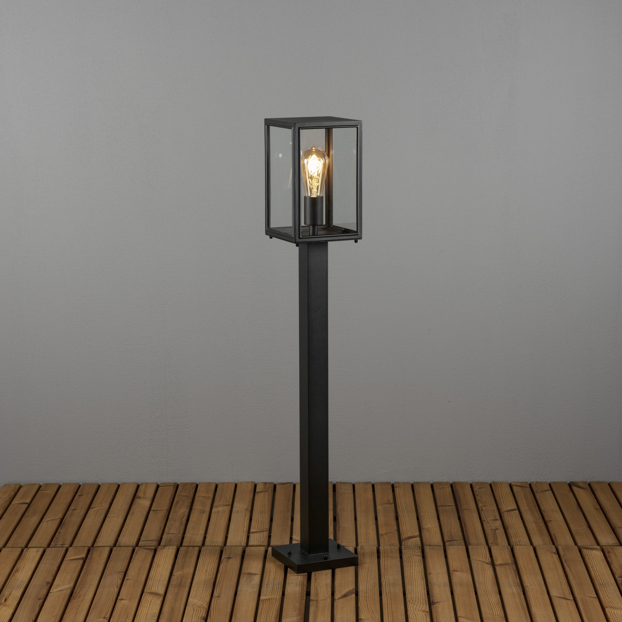 Konstsmide Carpi Short Pole Light - Matt Black