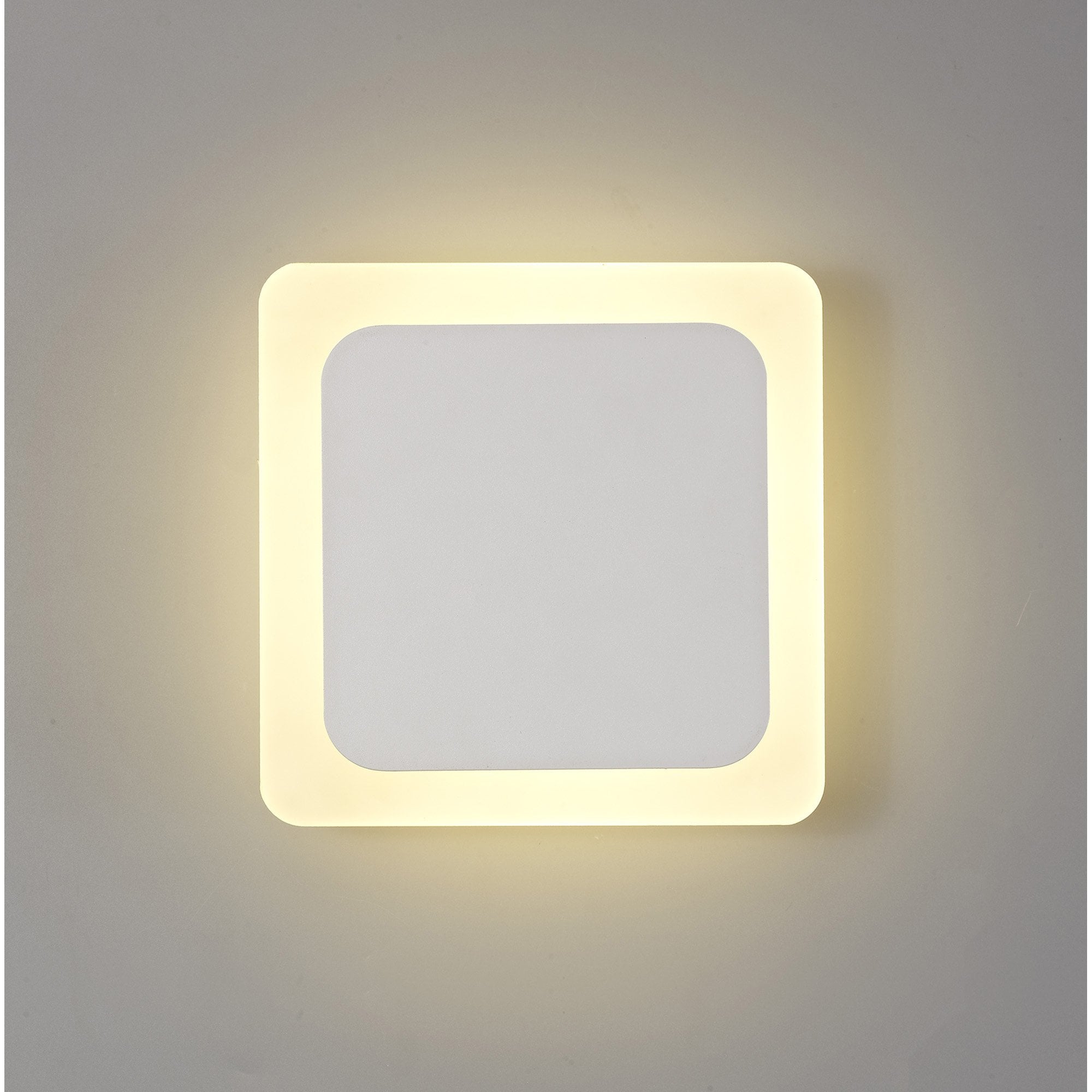 Fabula Kingsley Magnetic Base LED Wall Lamp - 15/19cm Square - Central - Sand White & Acrylic Frosted Diffuser