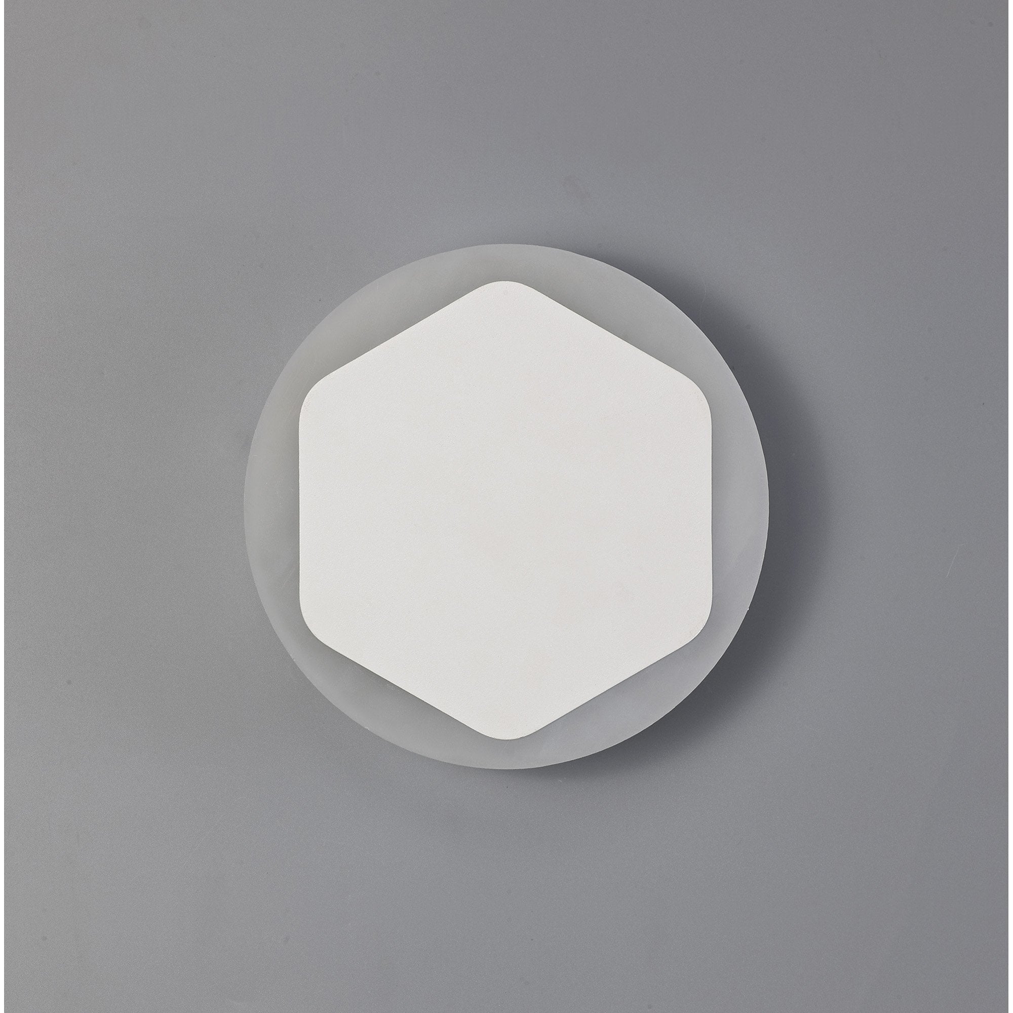 Fabula Kingsley Magnetic Base LED Wall Lamp - 15/19cm Vertical Hexagonal - Central - Sand White & Round Acrylic Frosted Diffuser
