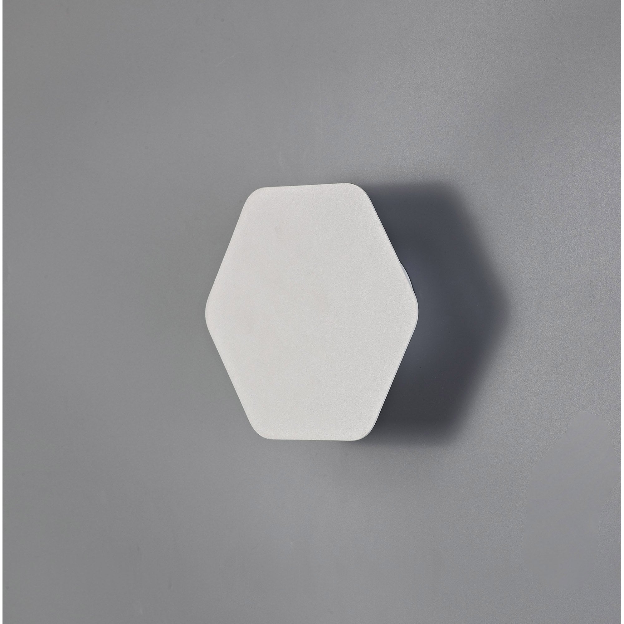 Fabula Kingsley Magnetic Base LED Wall Lamp - 15cm Horizontal Hexagonal - Sand White