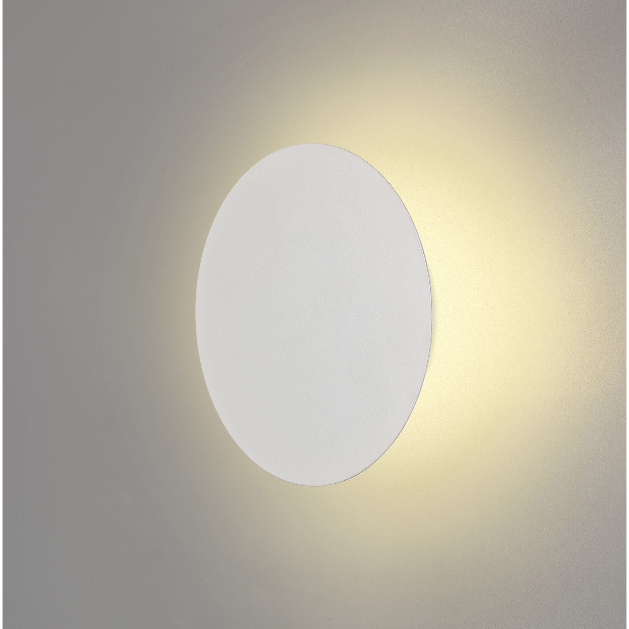 Fabula Kingsley Magnetic Base LED Wall Lamp - 20cm Round - Sand White