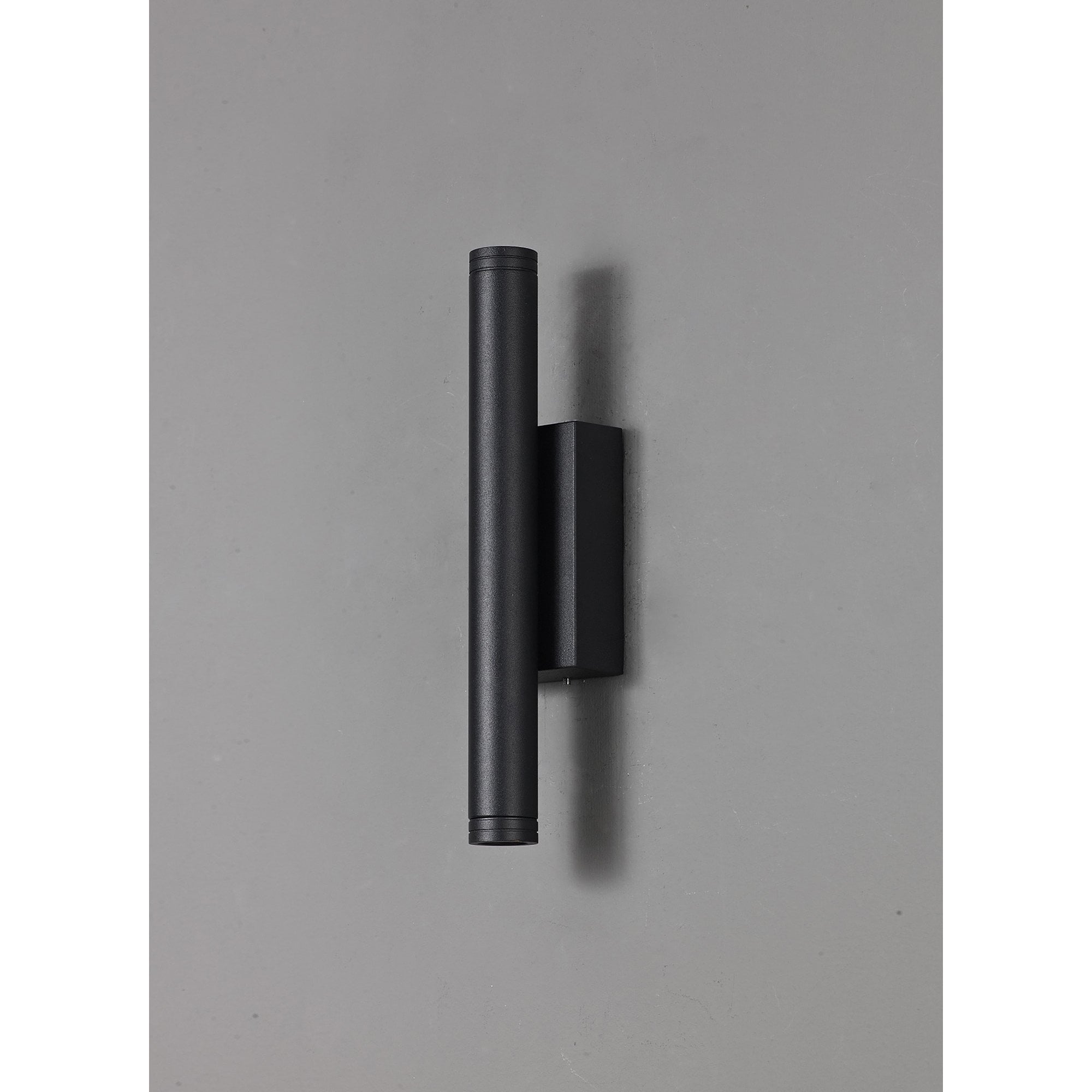 Fabula Leycroft Up/Down LED Wall Lamp - Black - IP54