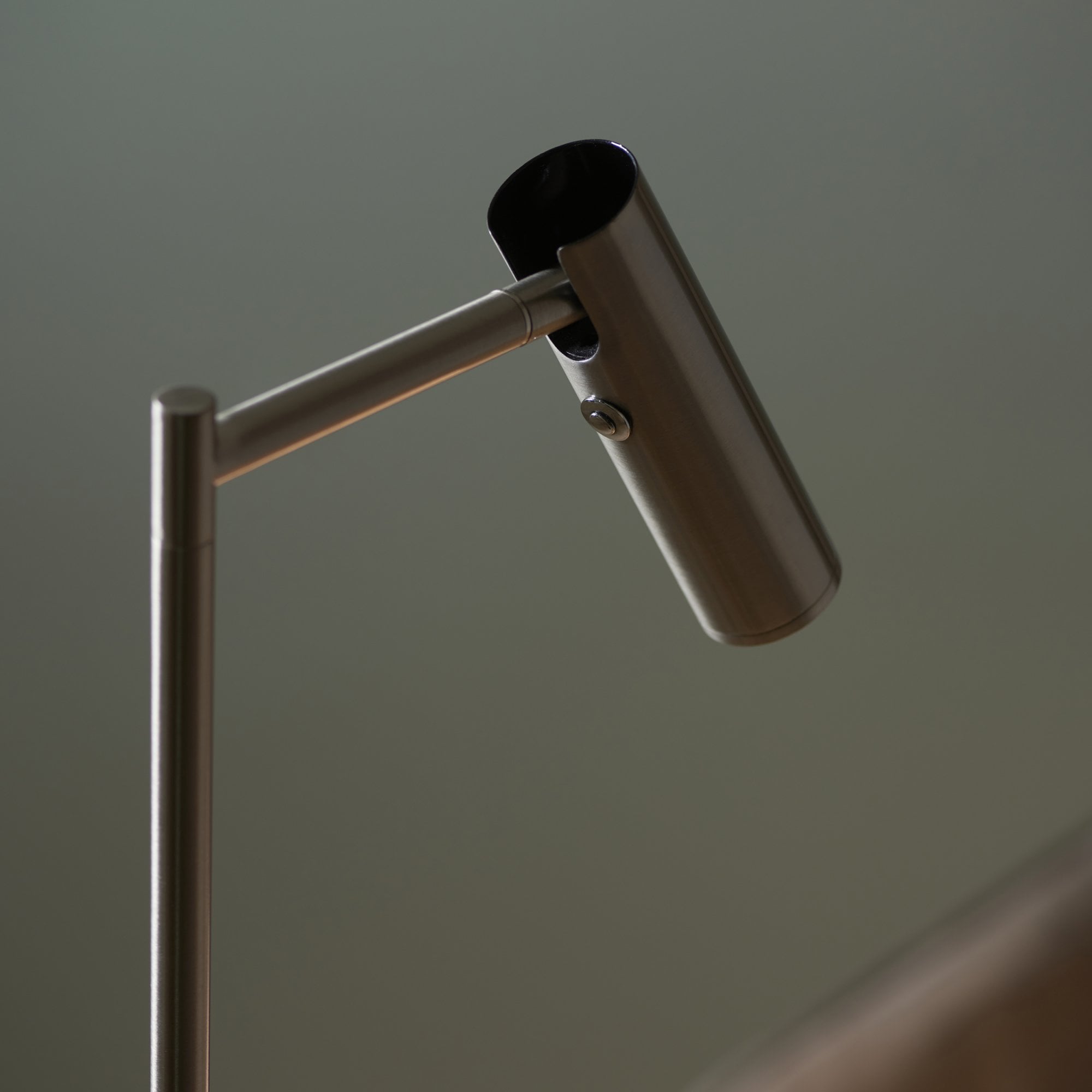 Endon Dedicated Reader Single Floor Light - Satin Nickel Plate