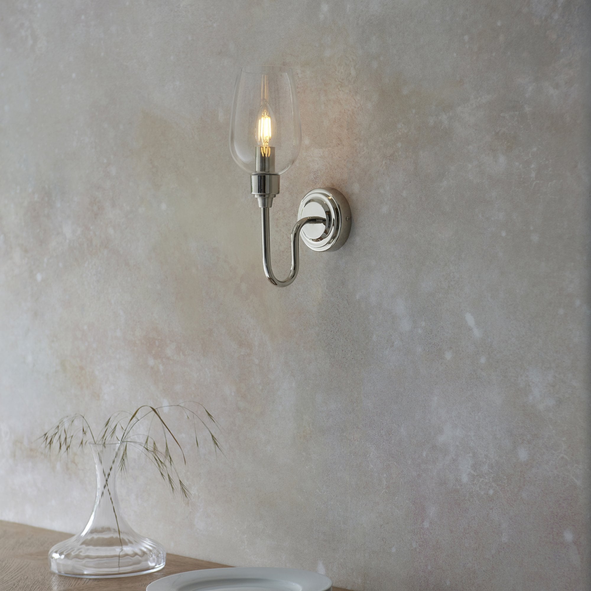 Utopia Walton Single Wall Light - Bright Nickel Plate & Clear Glass