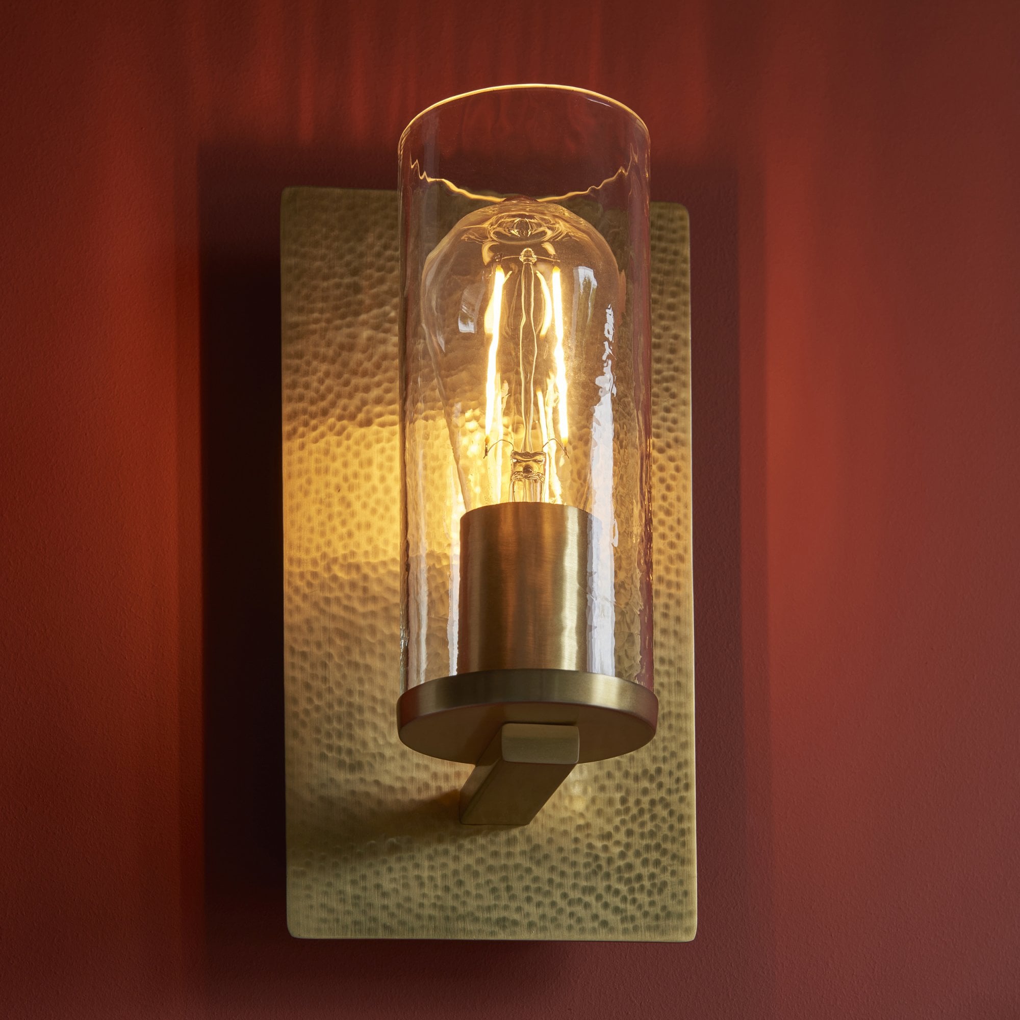 Utopia Swirl Single Wall Light - Hammered Brass Plate & Textured Clear Glass