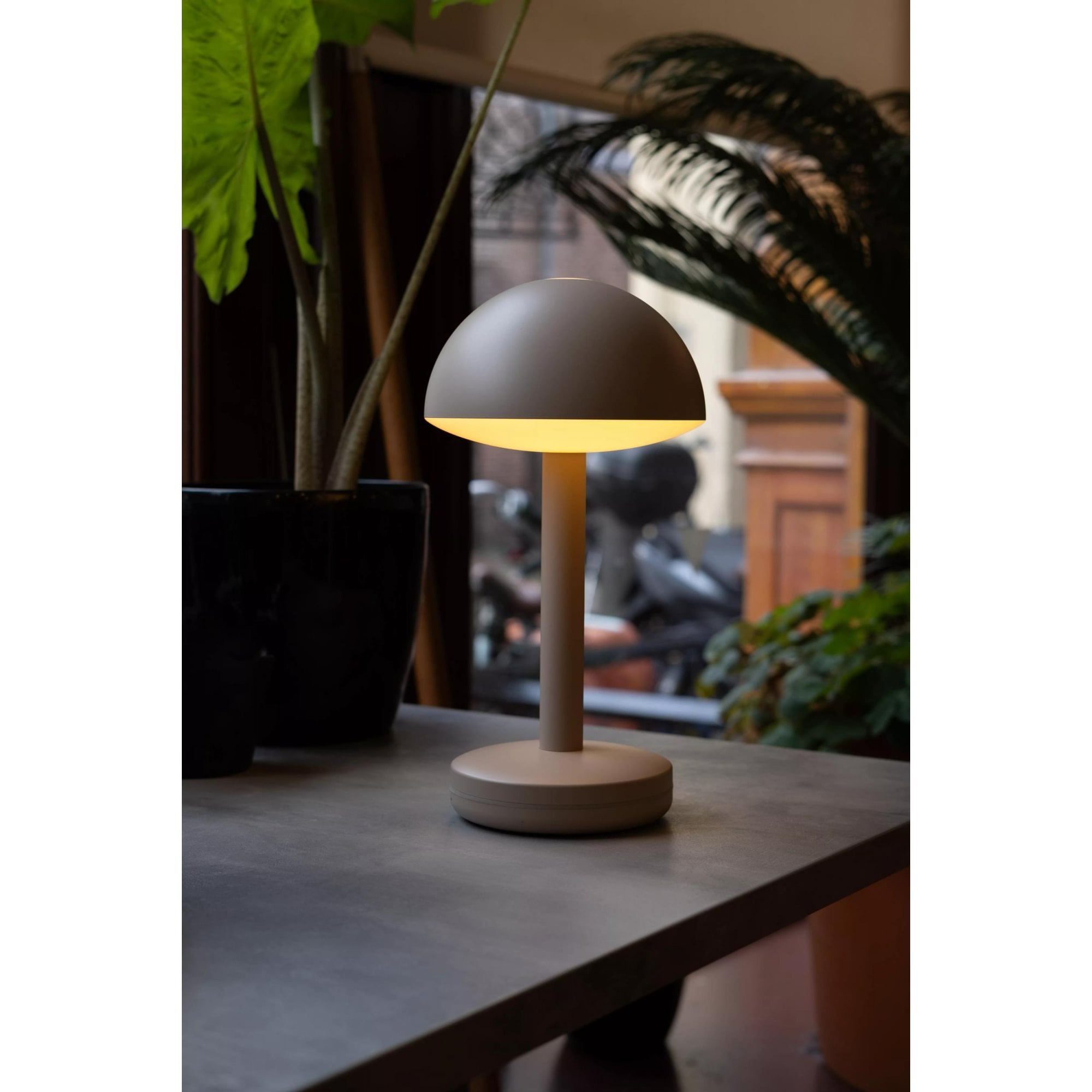 Humble Bug Table Light - Beige