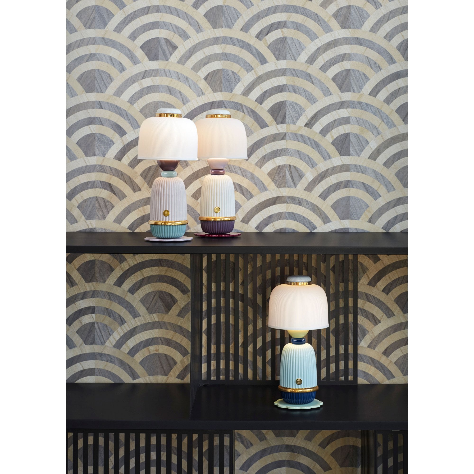 Lladro Kokeshi Table Lamp - Cream