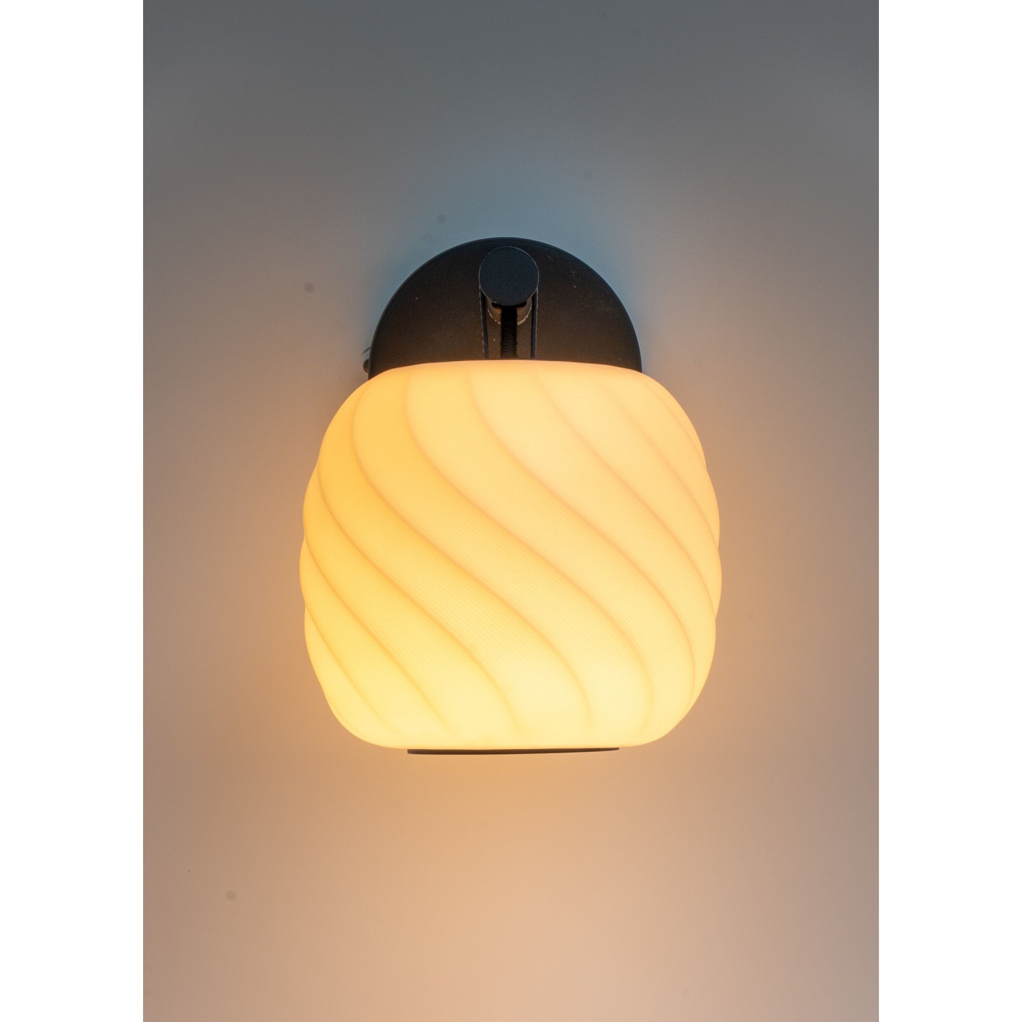 Lladro Ice Cream Wall Sconce Light