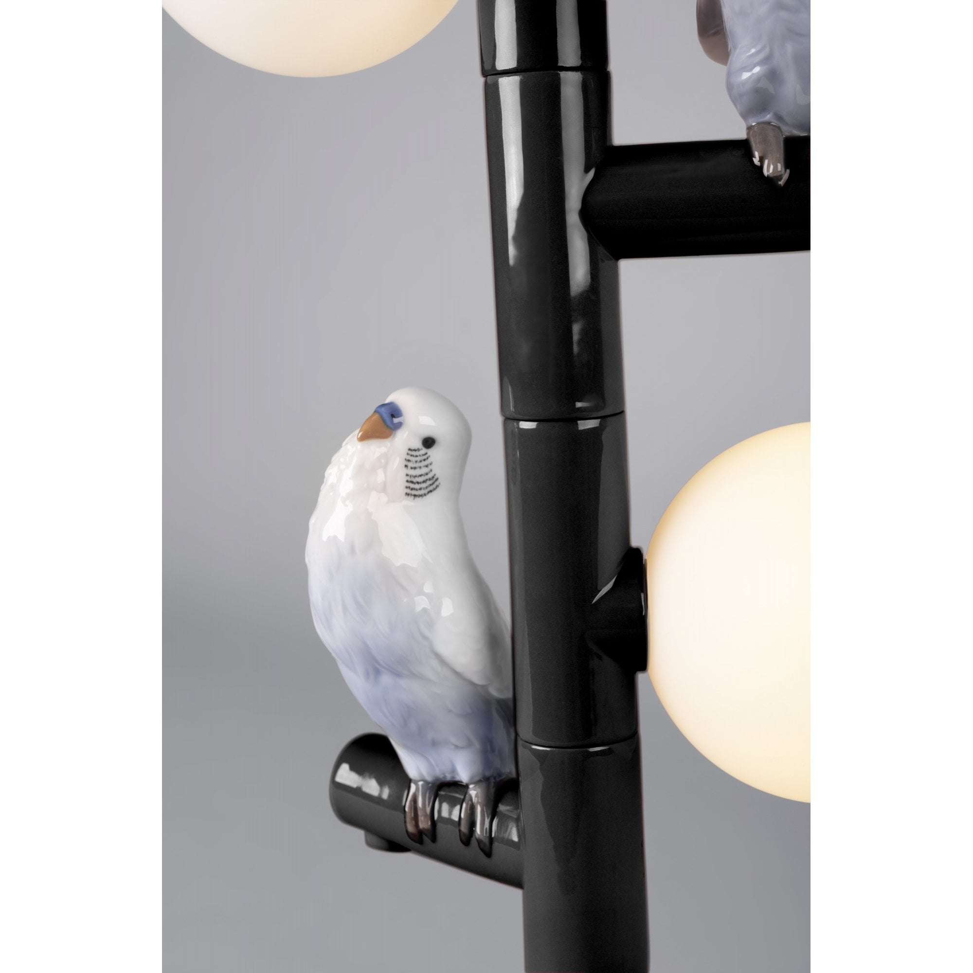 Lladro Parrot Table Lamp - Black
