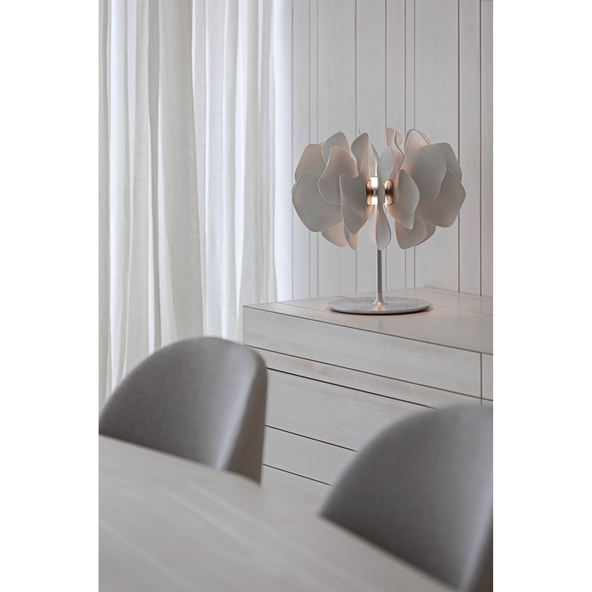 Lladro Nightbloom Table Lamp - White