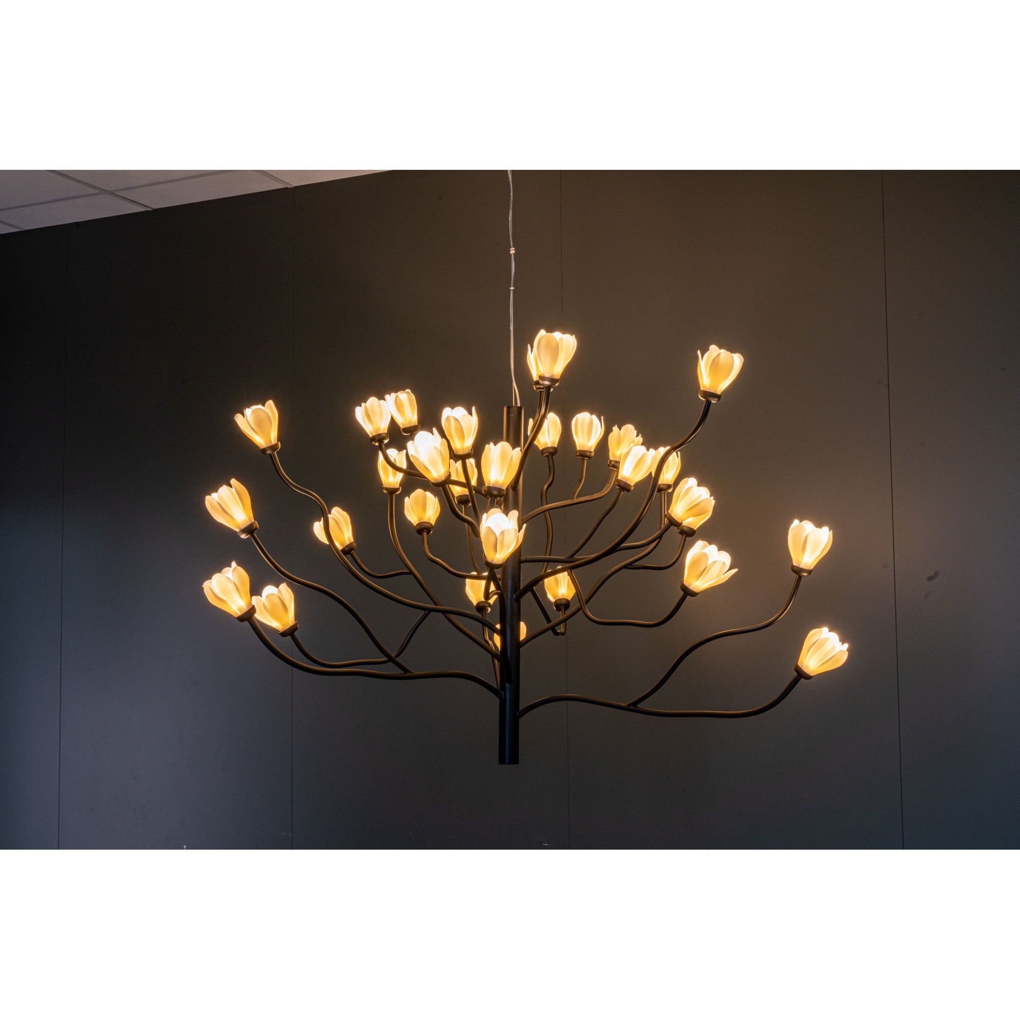 Lladro Mokuren Chandelier