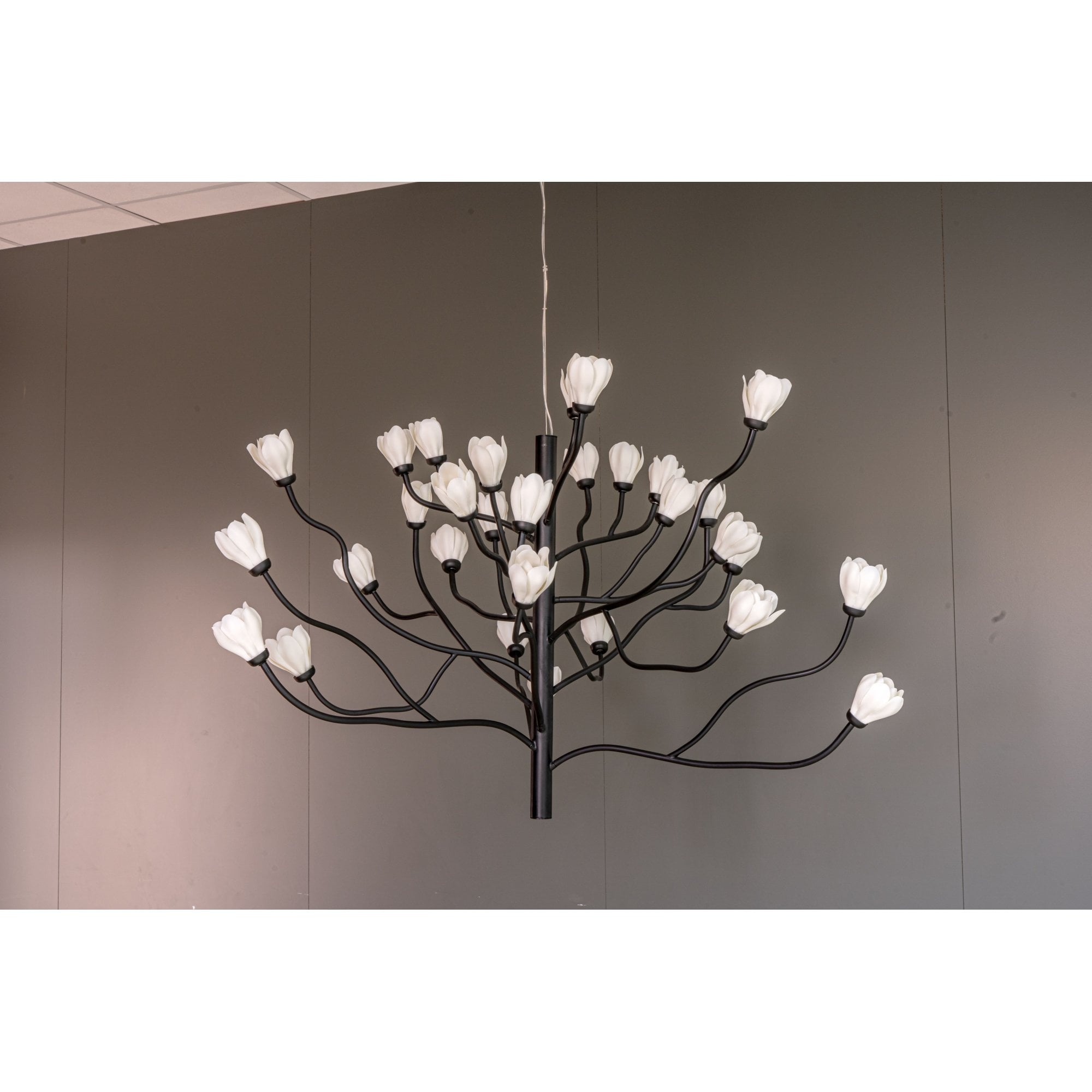 Lladro Mokuren Chandelier