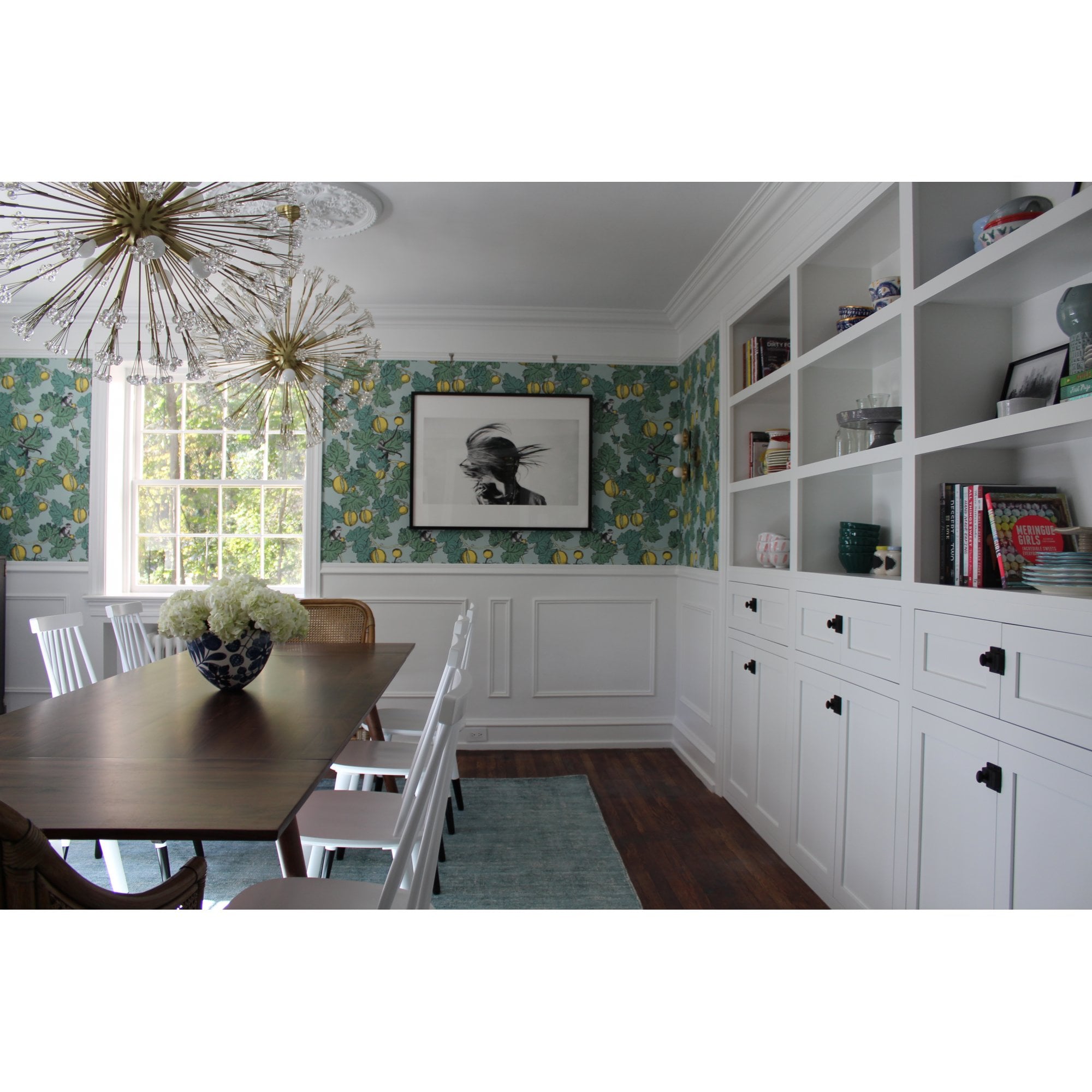 Hudson Valley Dunkirk 8 Light Chandelier - Aged Brass