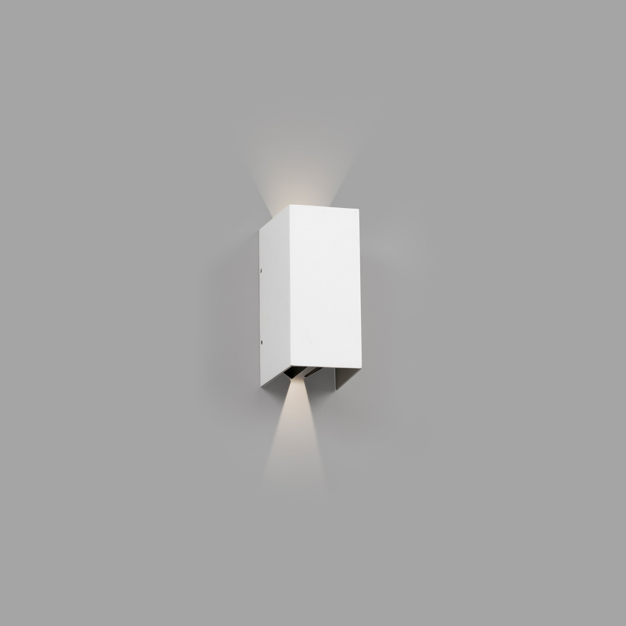 Faro Blind Wall Lamp - White