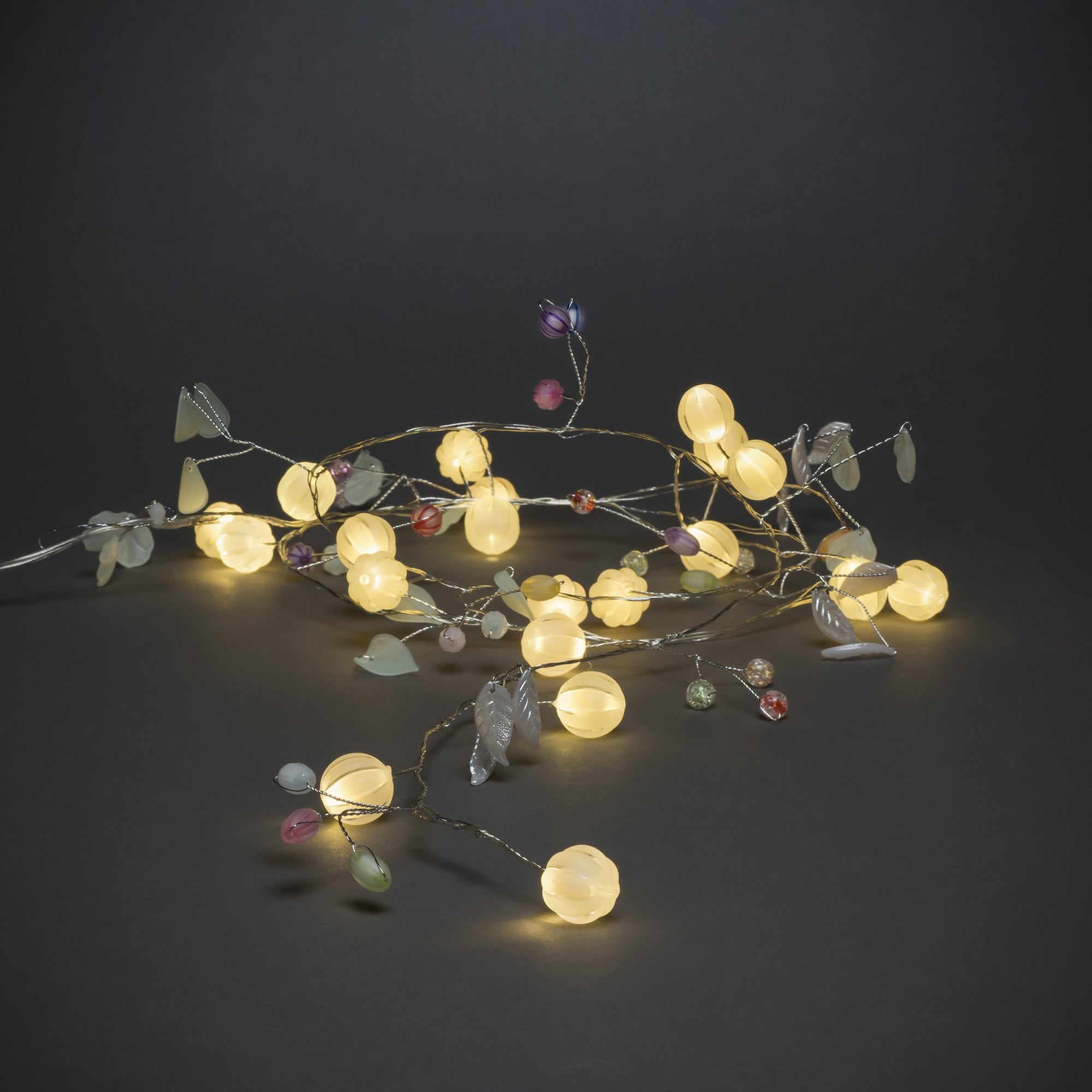 Konstsmide Festoon 1.5m Decorative Light Set - 20 LED Berries - Green Leaves - Battery Operated